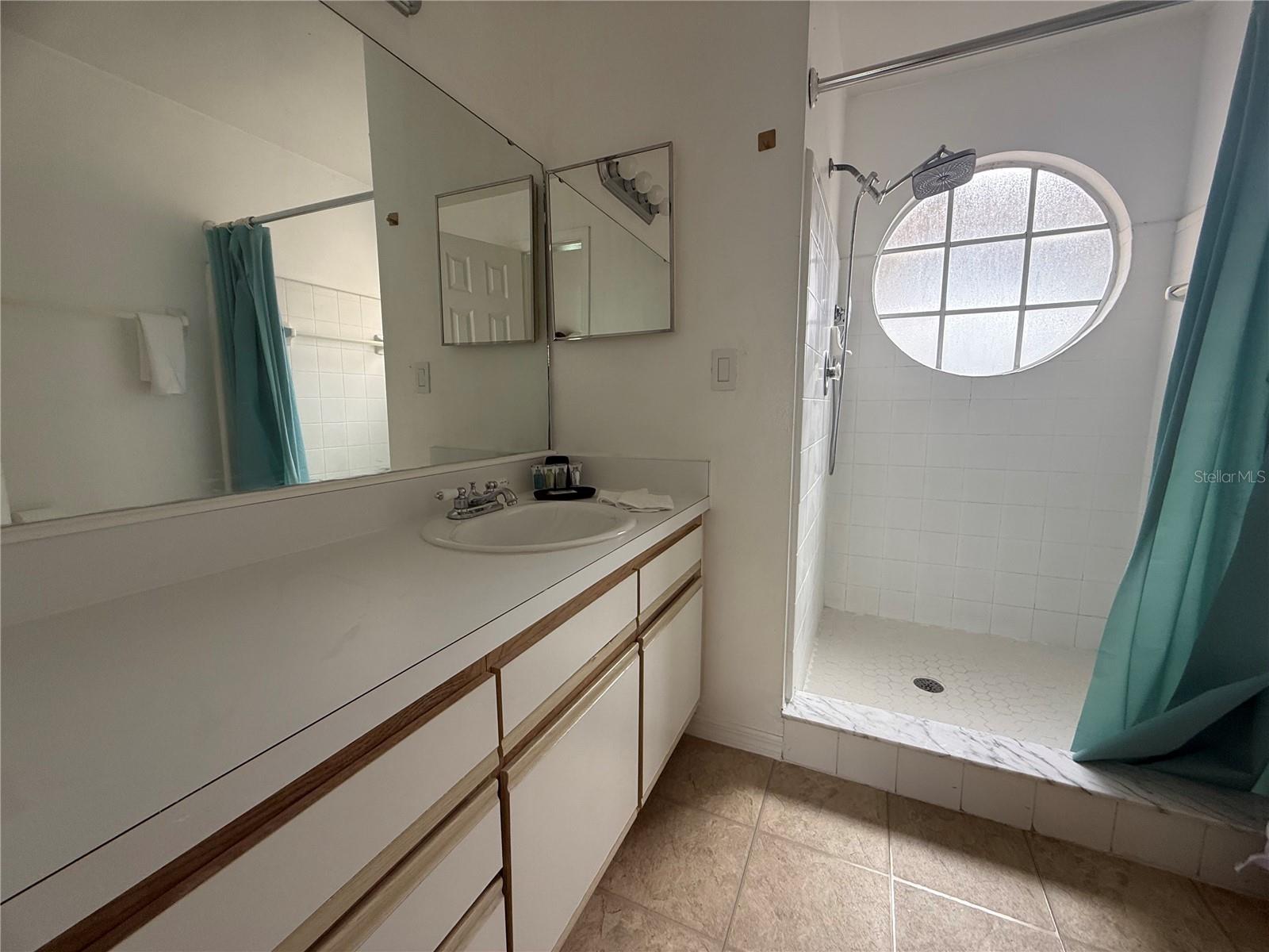 2459 SWEETWATER CLUB CIR #16, KISSIMMEE, FL, 34746