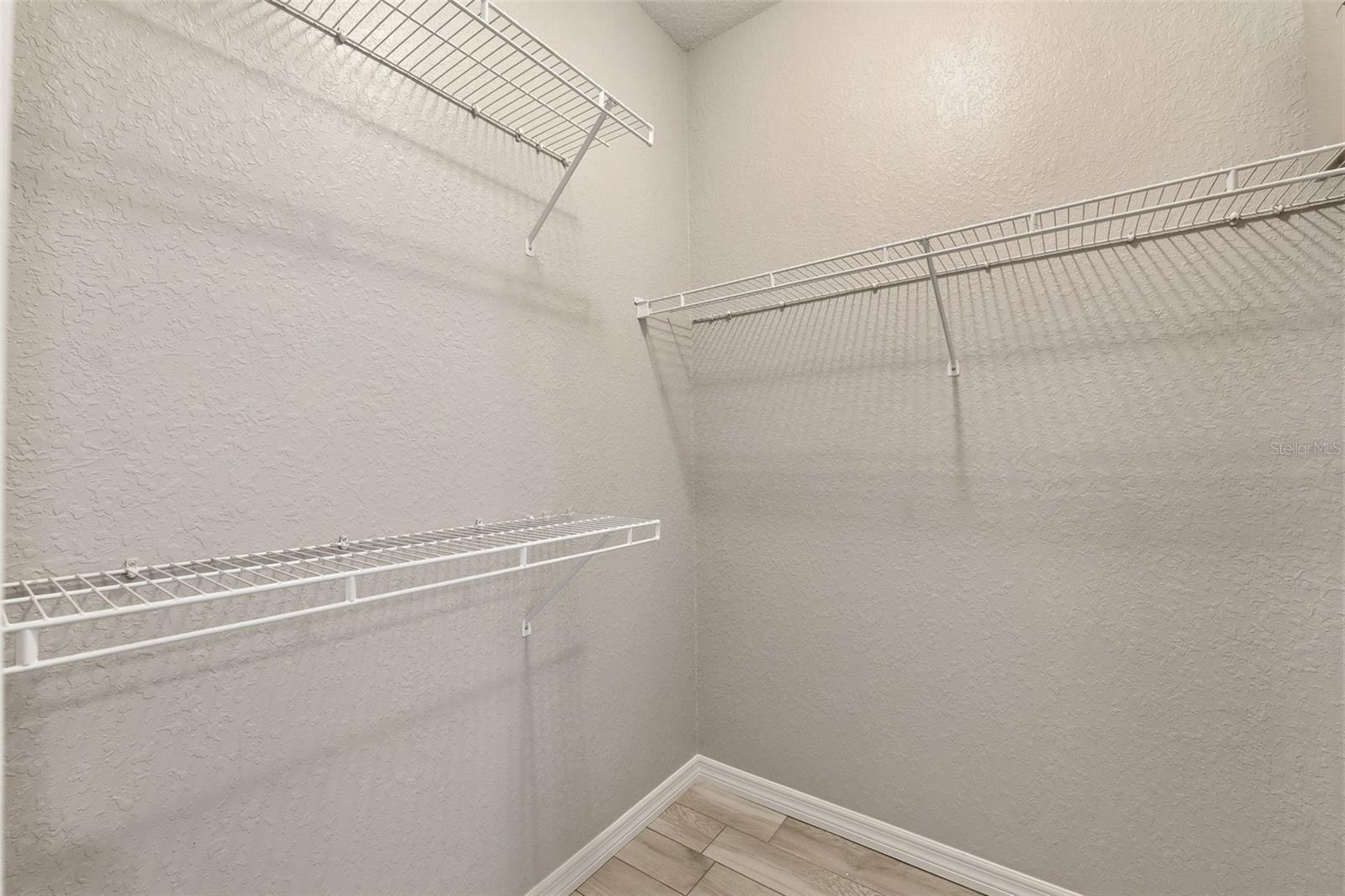 4345 BAYSIDE VILLAGE DR #303, TAMPA, FL, 33615