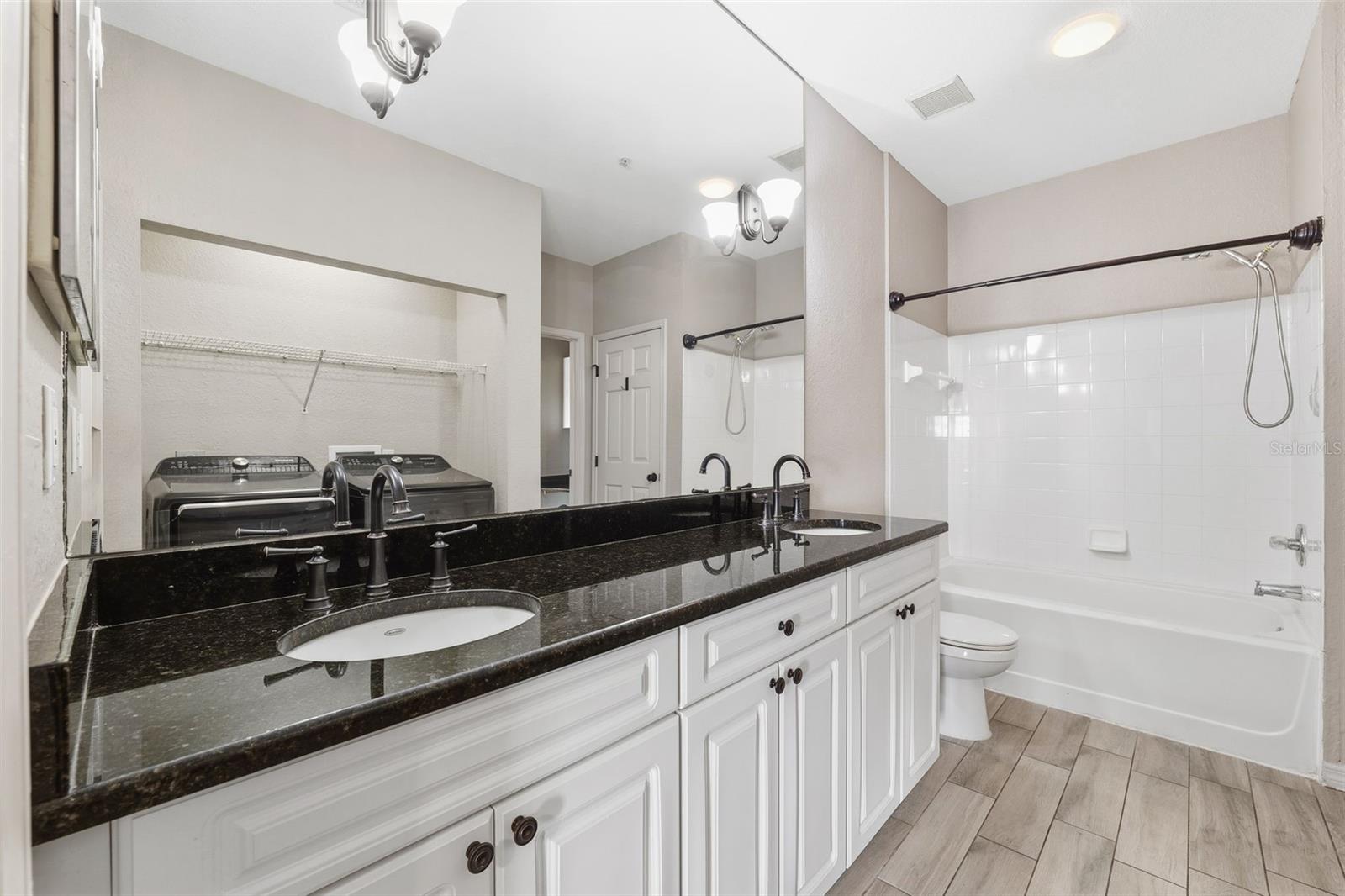 4345 BAYSIDE VILLAGE DR #303, TAMPA, FL, 33615