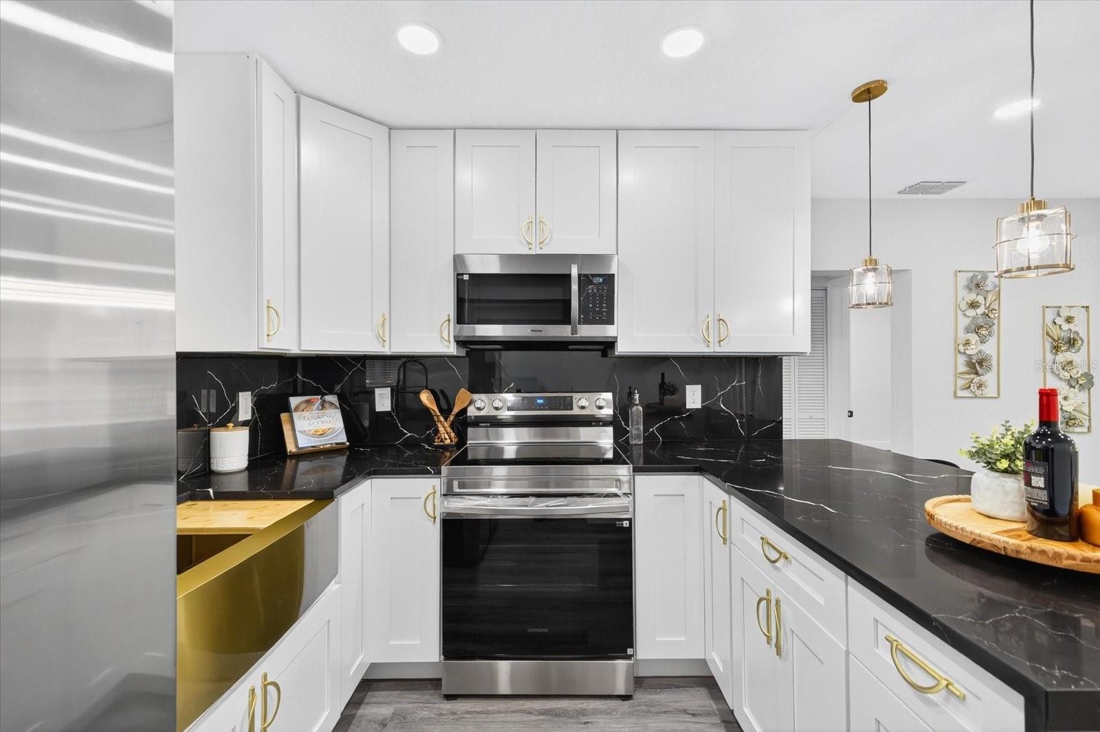 1513 E SLIGH AVE, TAMPA, FL, 33610