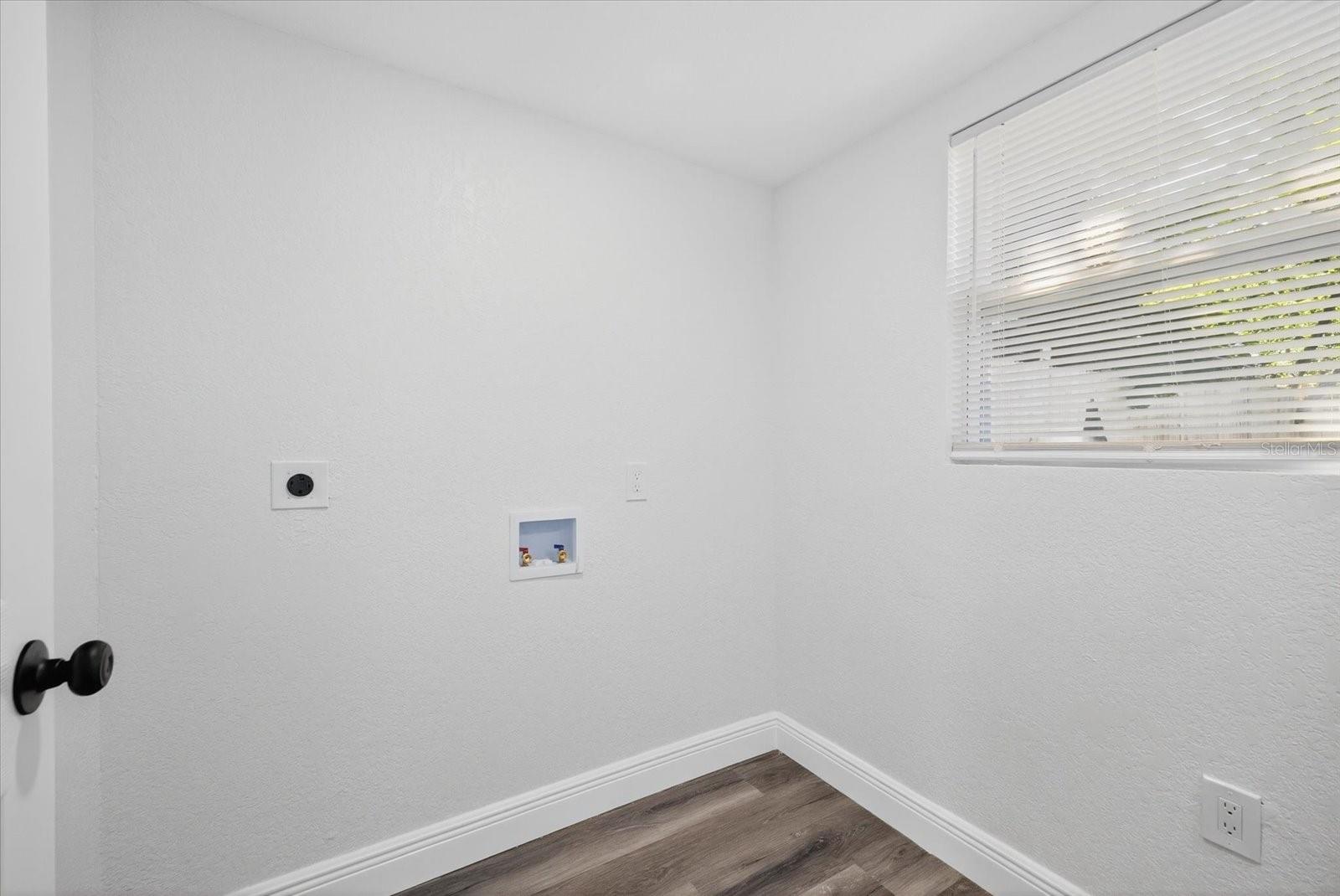 1513 E SLIGH AVE, TAMPA, FL, 33610