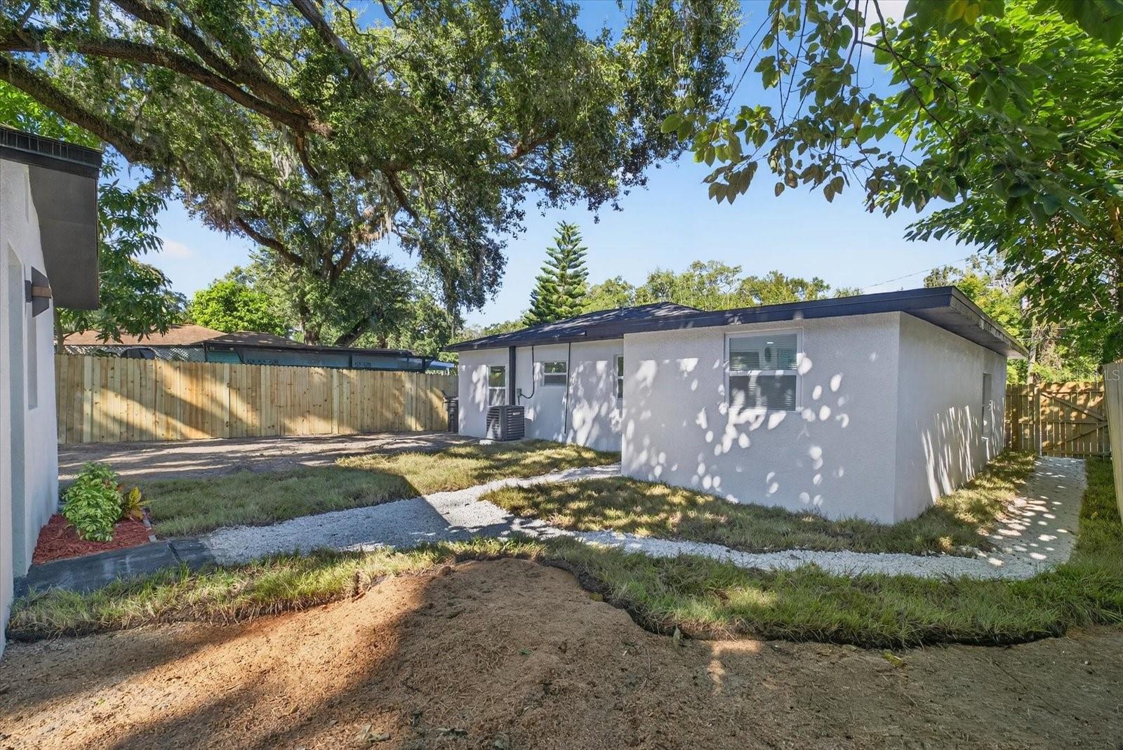 1513 E SLIGH AVE, TAMPA, FL, 33610