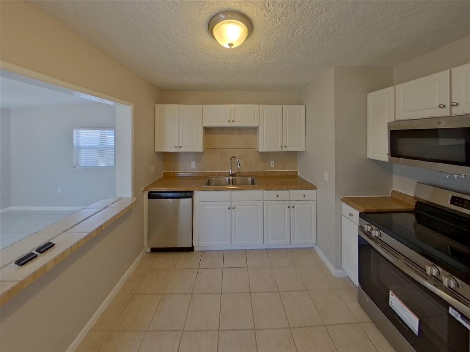 LAKE SARASOTA, SARASOTA, FL, 34241