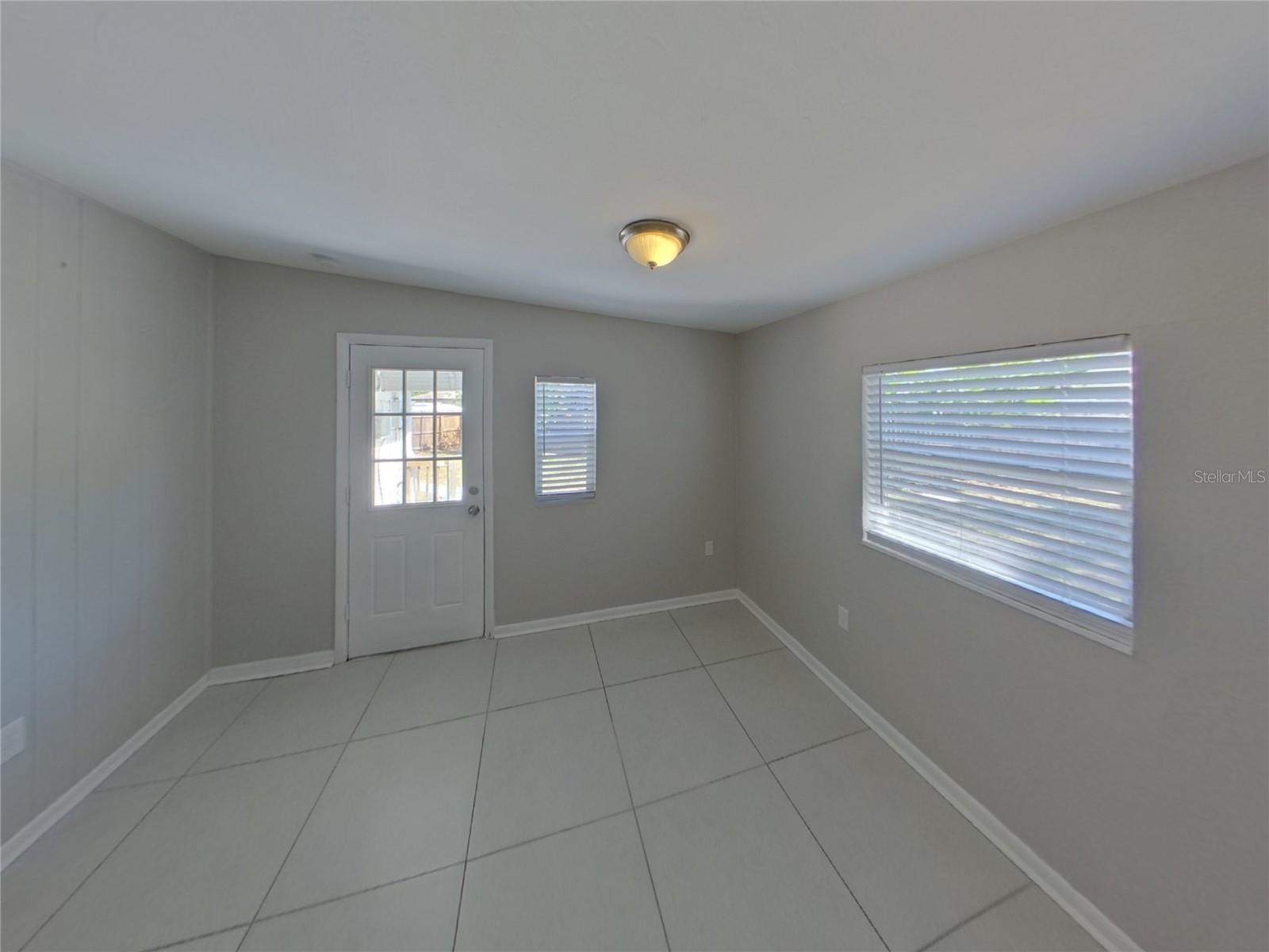 LAKE SARASOTA, SARASOTA, FL, 34241