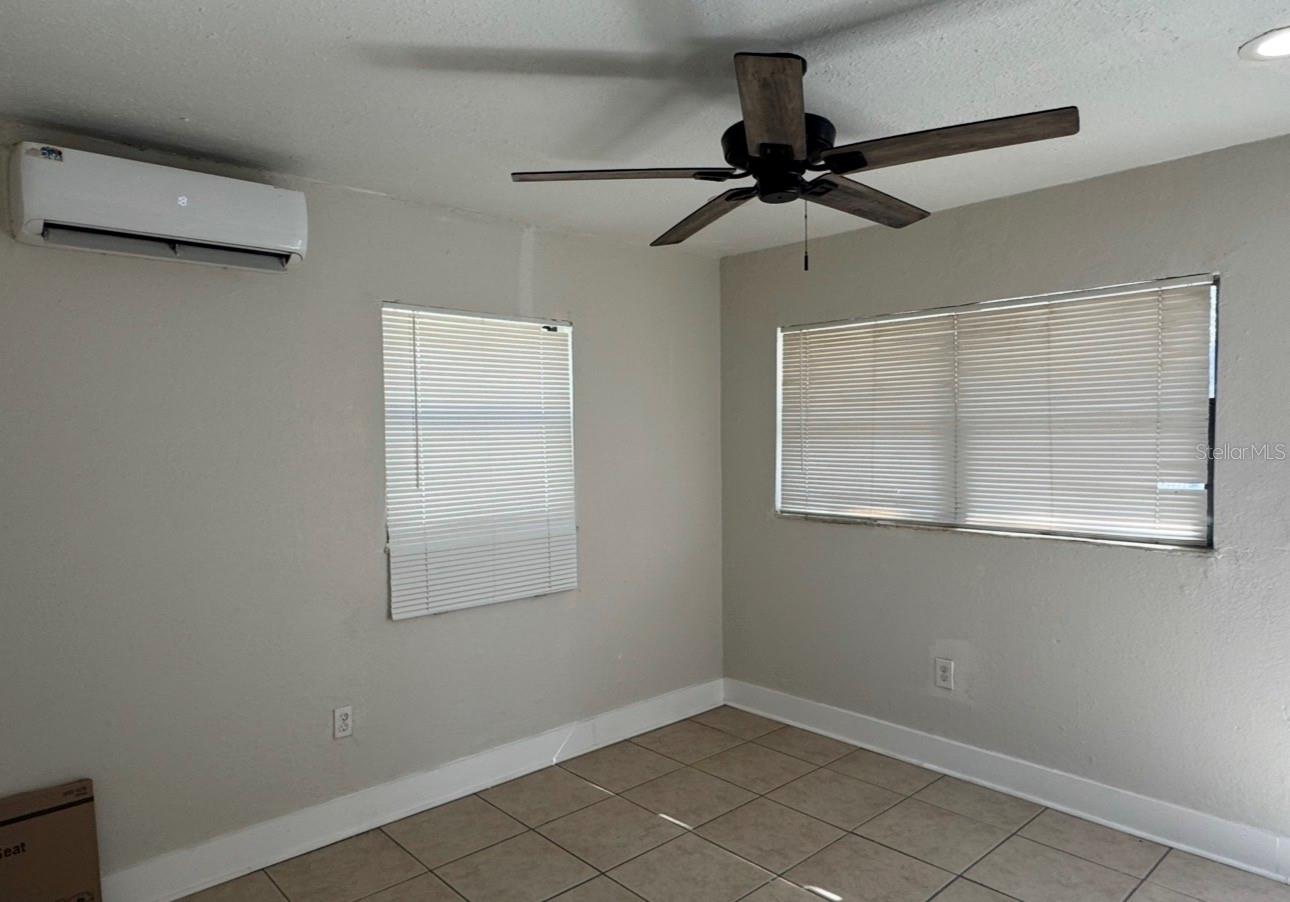 10022 N LANTANA AVE #A, TAMPA, FL, 33612