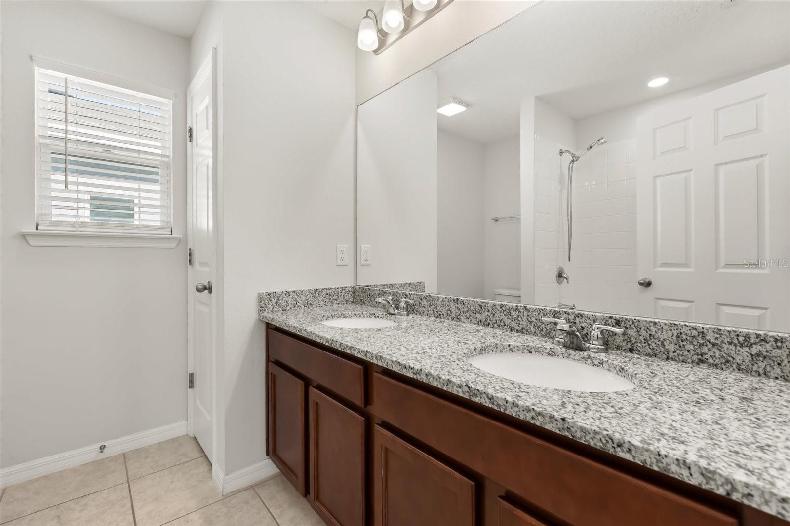 170 ABERDEEN ST, DAVENPORT, FL, 33896