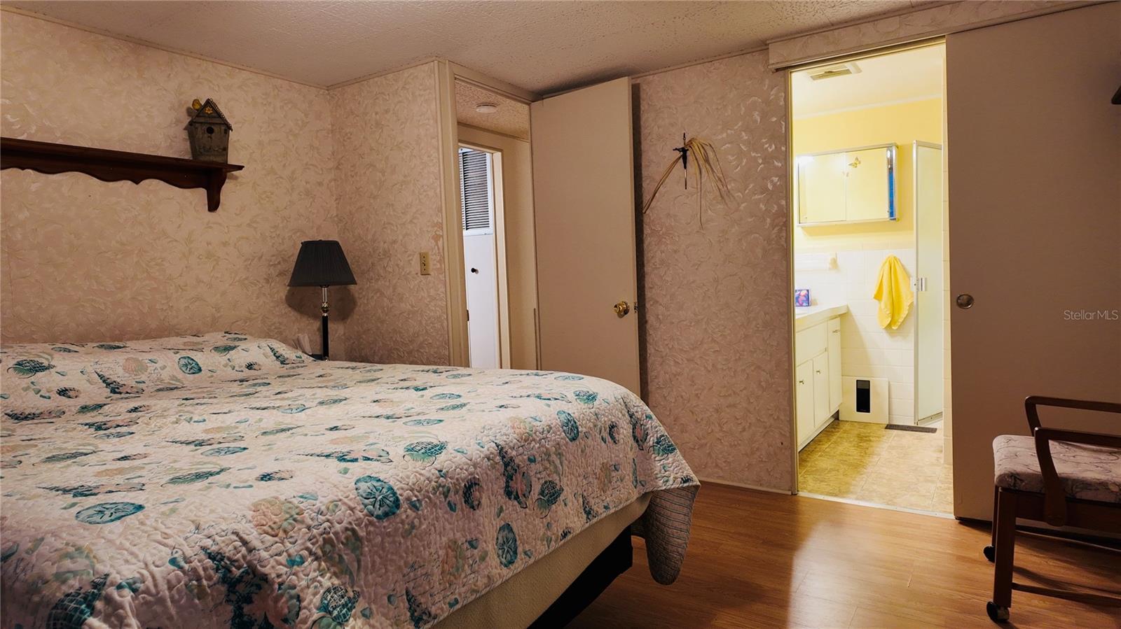 TB8445831 Property Photo