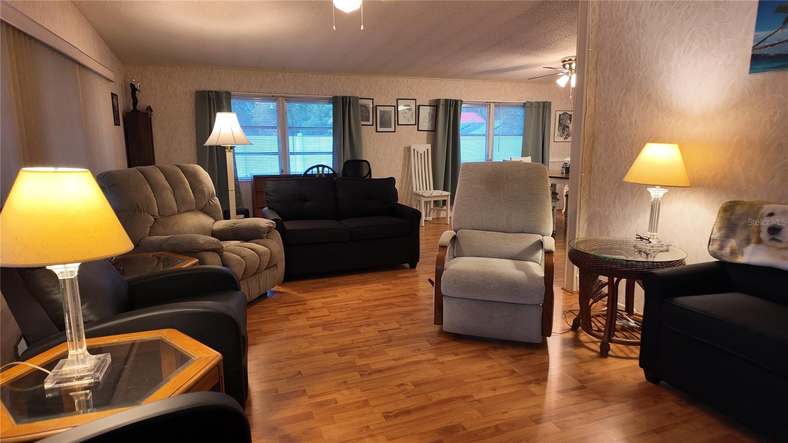 TB8445831 Property Photo