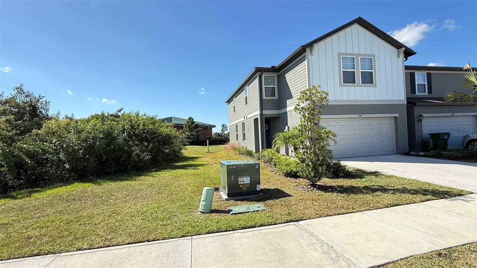 7583 MOMENTUM PKWY, WESLEY CHAPEL, FL, 33545