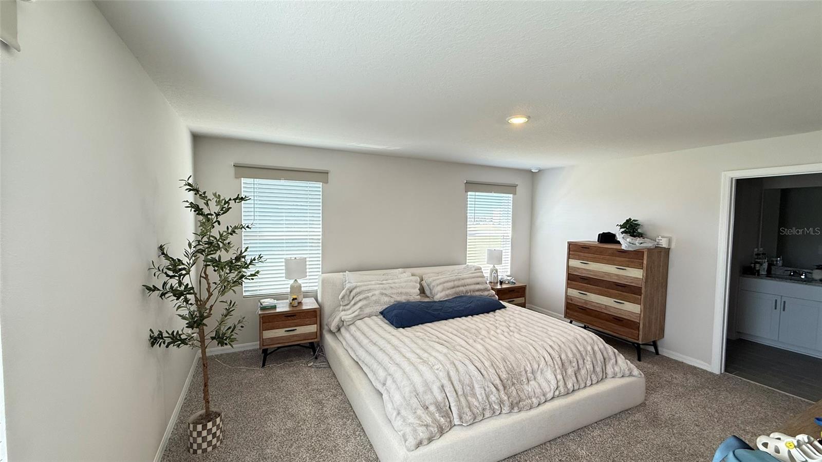 7583 MOMENTUM PKWY, WESLEY CHAPEL, FL, 33545