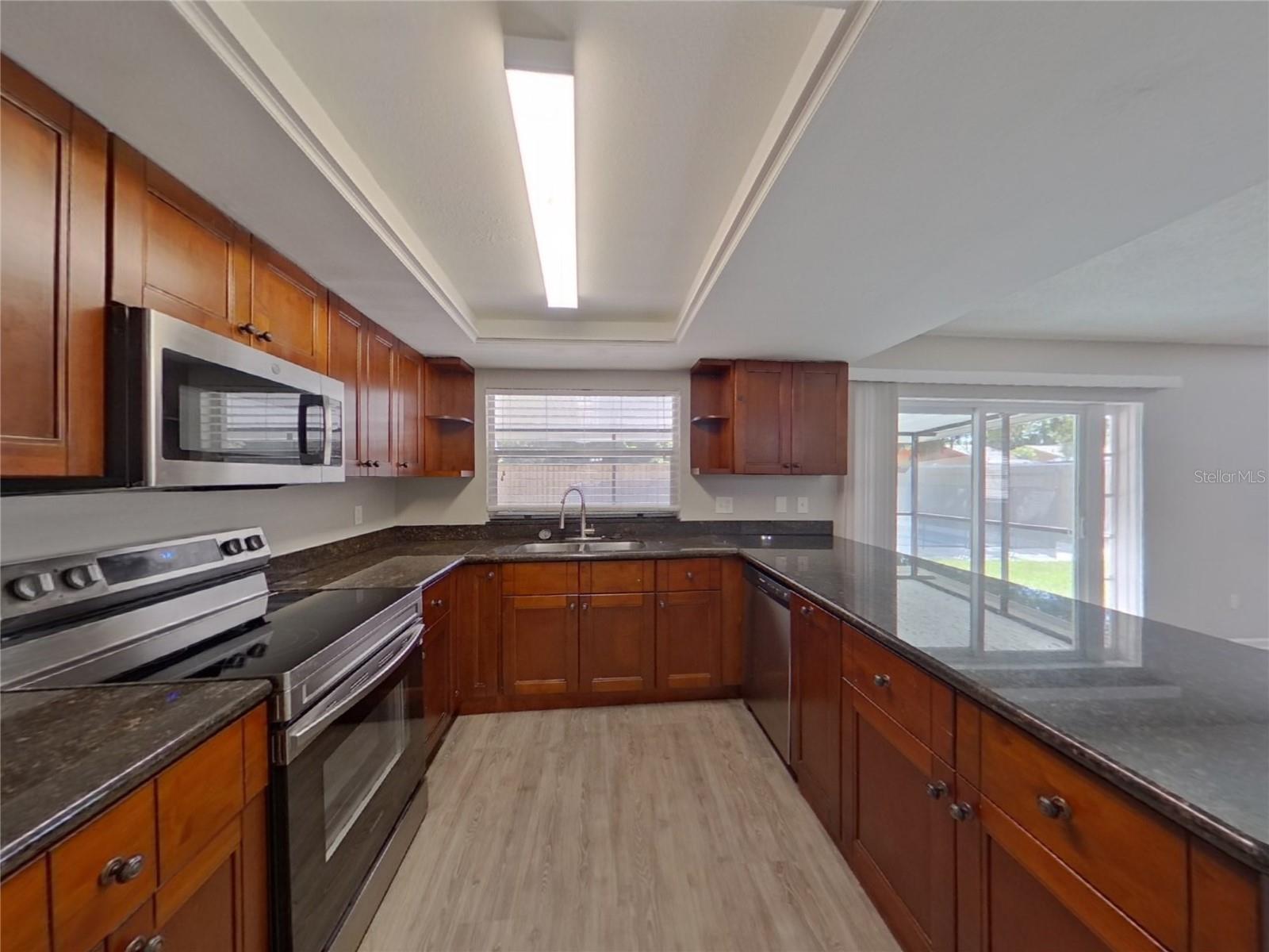 SANDPIPER, TAMPA, FL, 33615