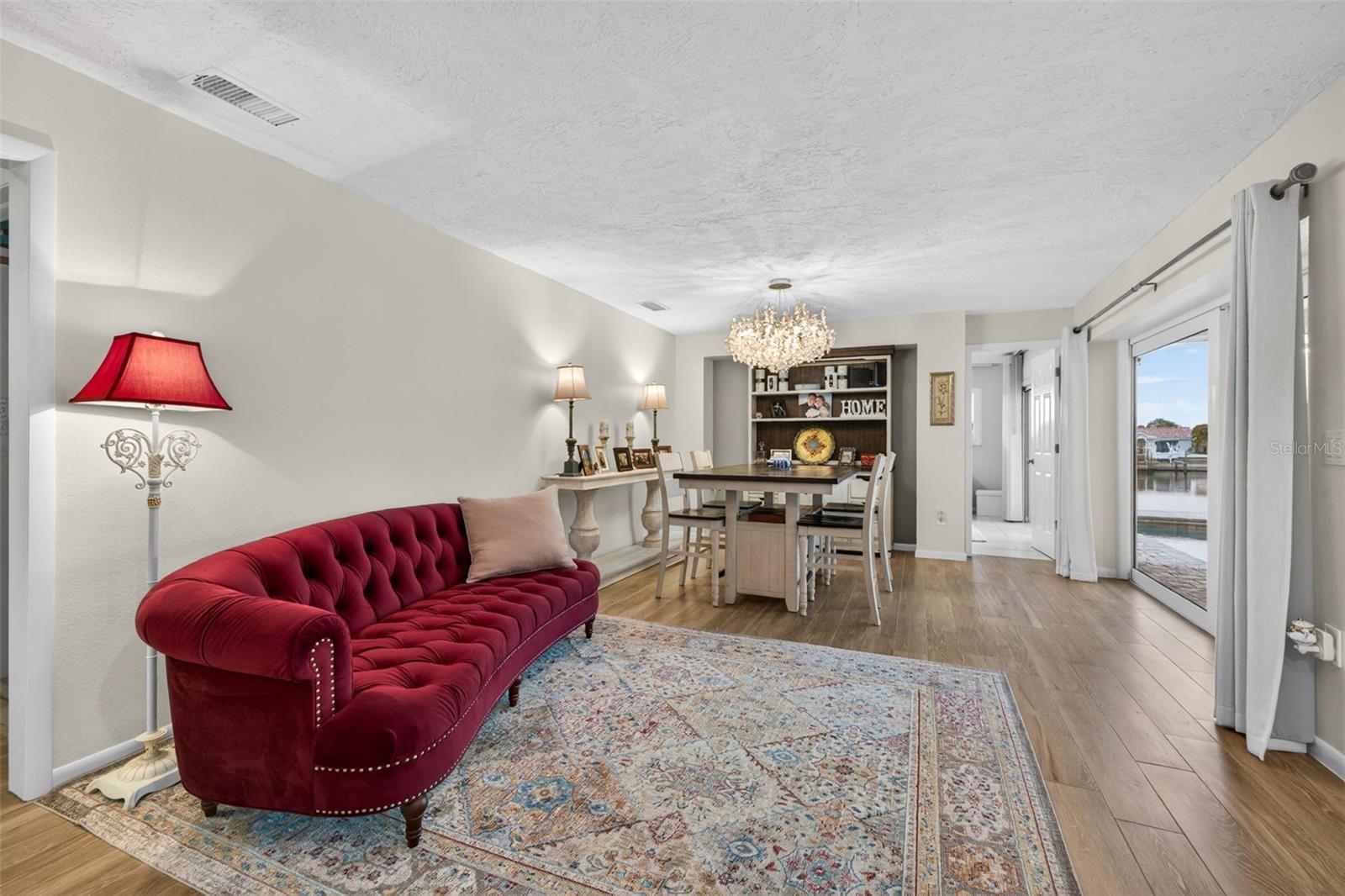 4712 OVERLOOK DR NE, ST PETERSBURG, FL, 33703