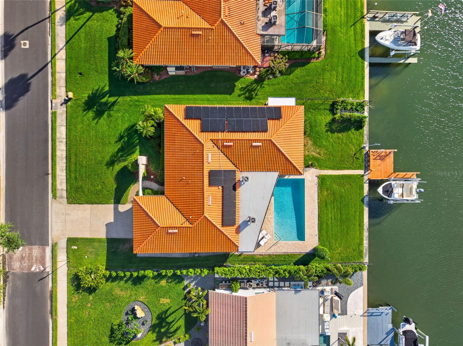 4712 OVERLOOK DR NE, ST PETERSBURG, FL, 33703