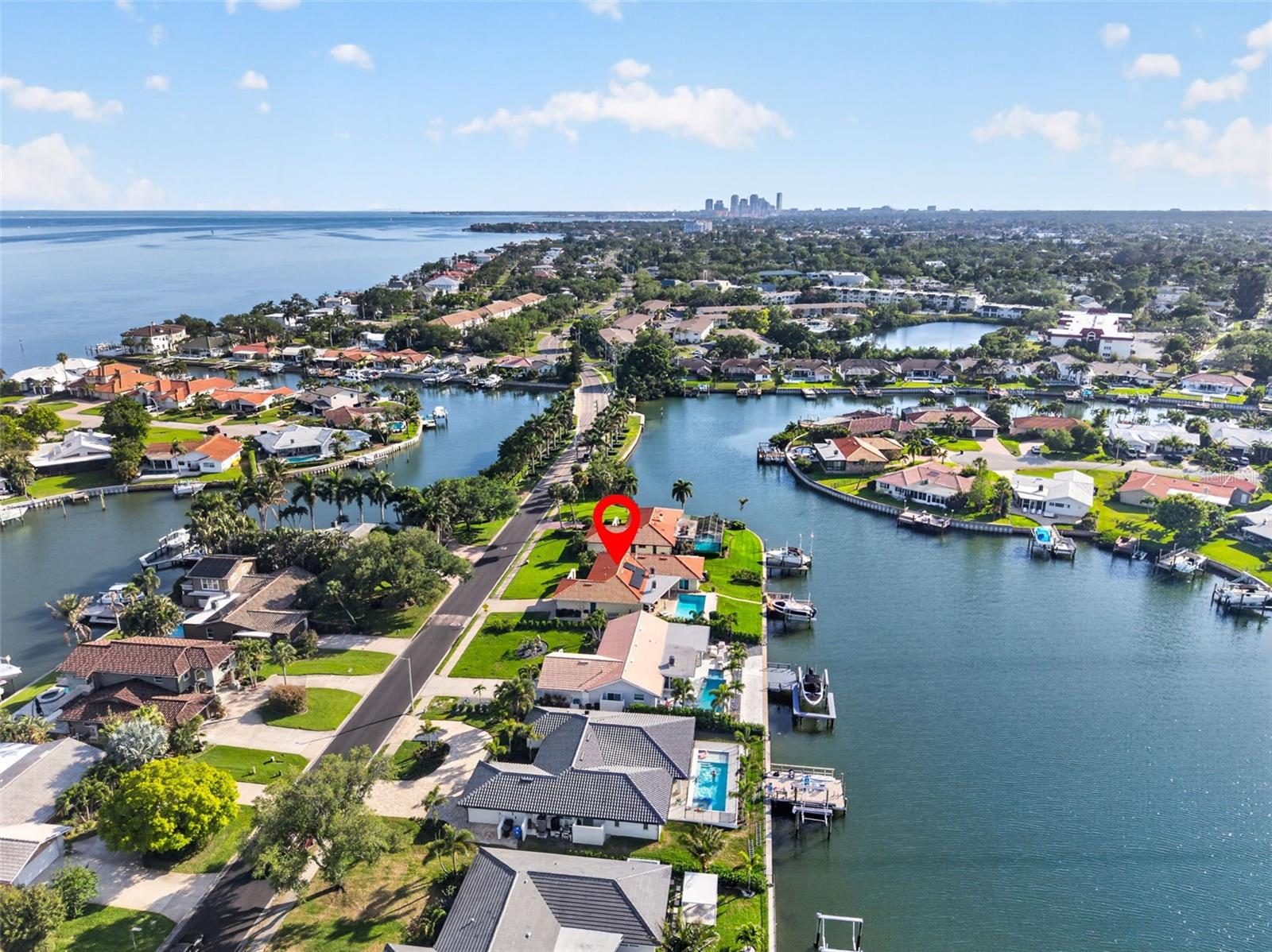 4712 OVERLOOK DR NE, ST PETERSBURG, FL, 33703