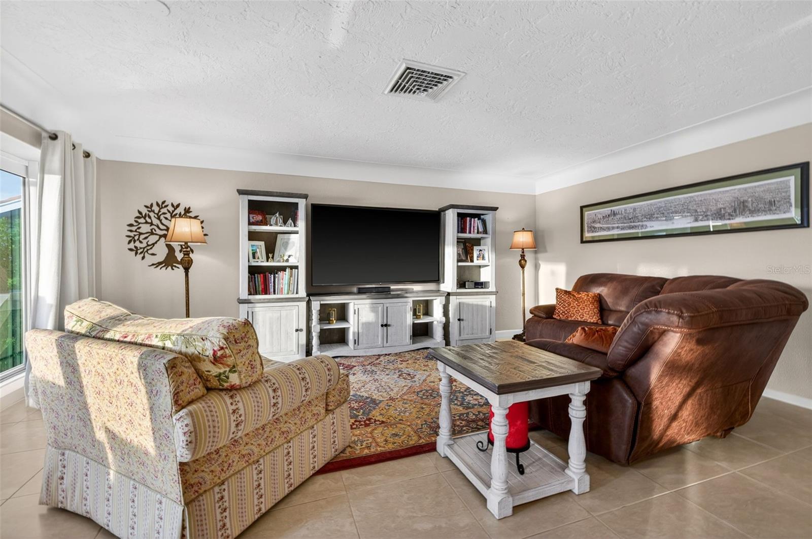 4712 OVERLOOK DR NE, ST PETERSBURG, FL, 33703