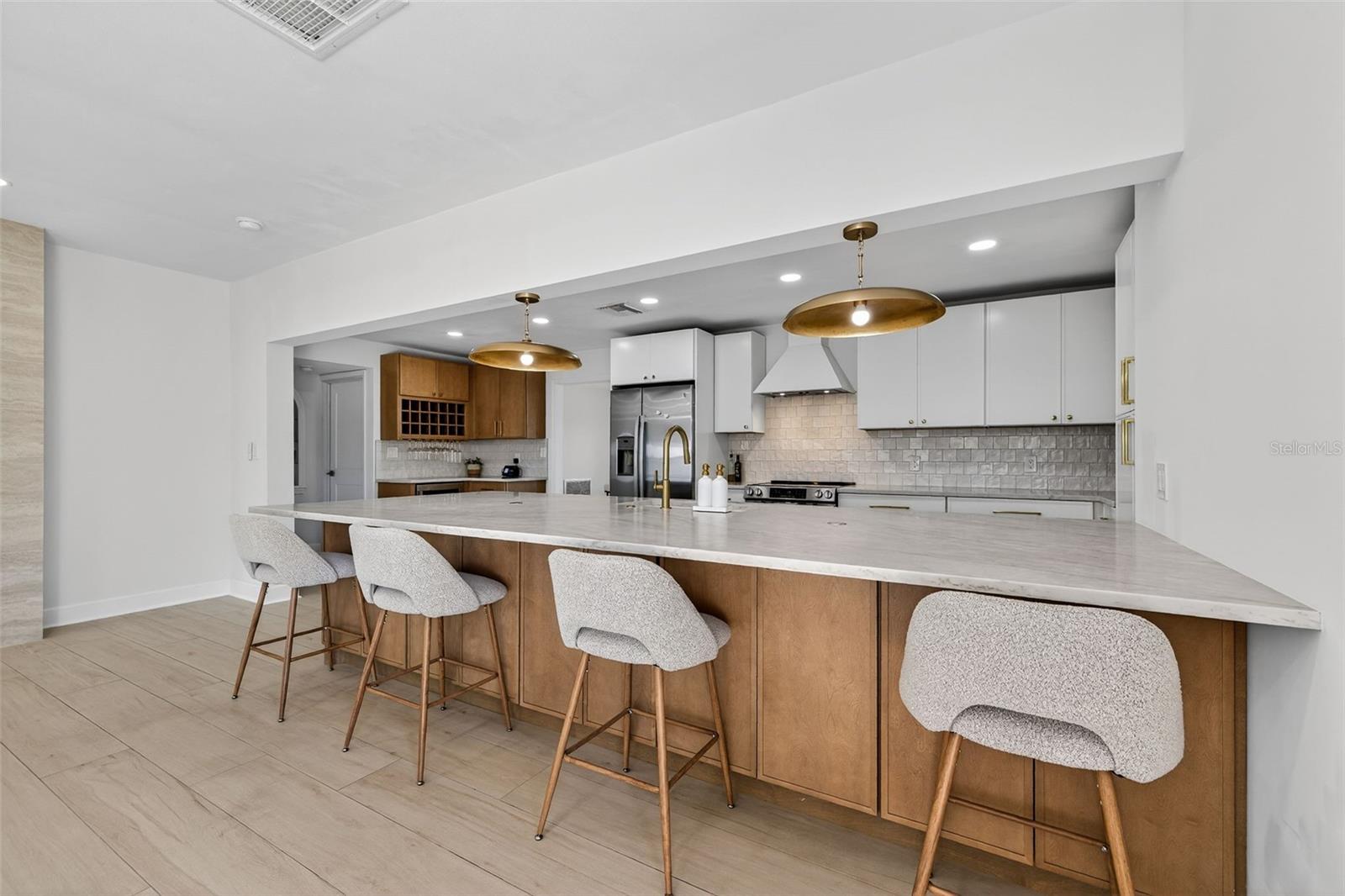 4100 13TH LN NE, ST PETERSBURG, FL, 33703