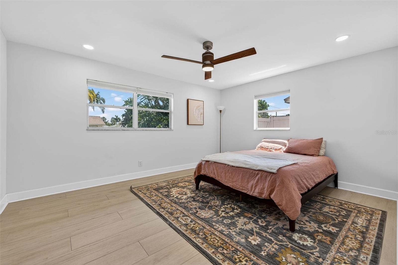 4100 13TH LN NE, ST PETERSBURG, FL, 33703