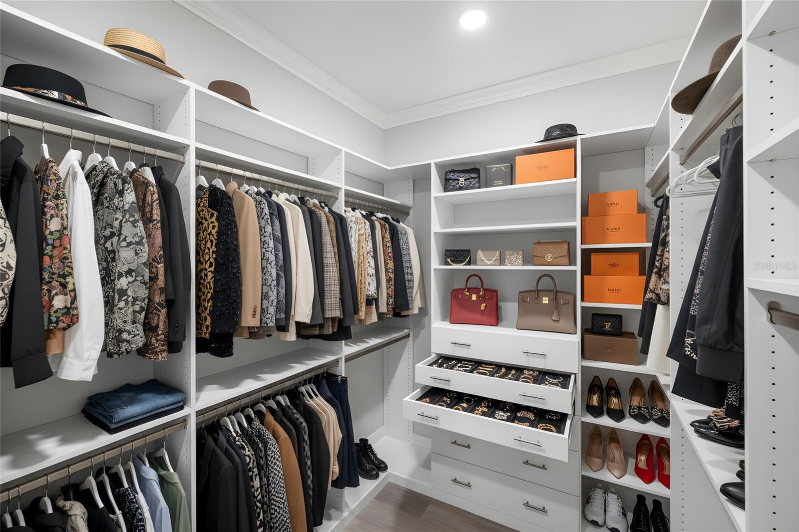 A4671290 Property Photo