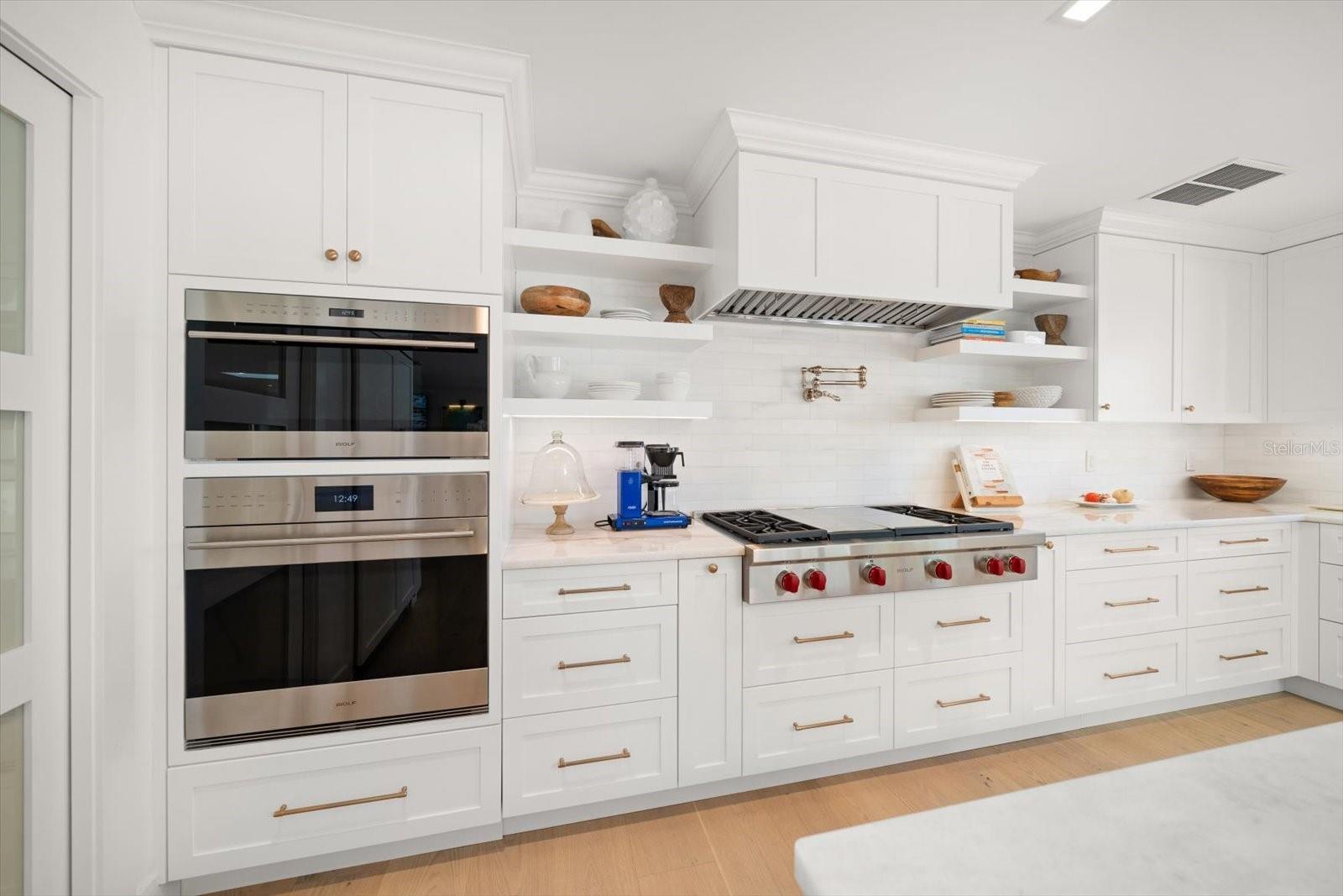 TB8445894 Property Photo