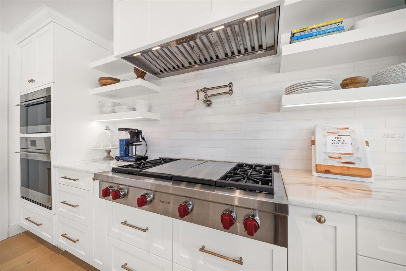 TB8445894 Property Photo