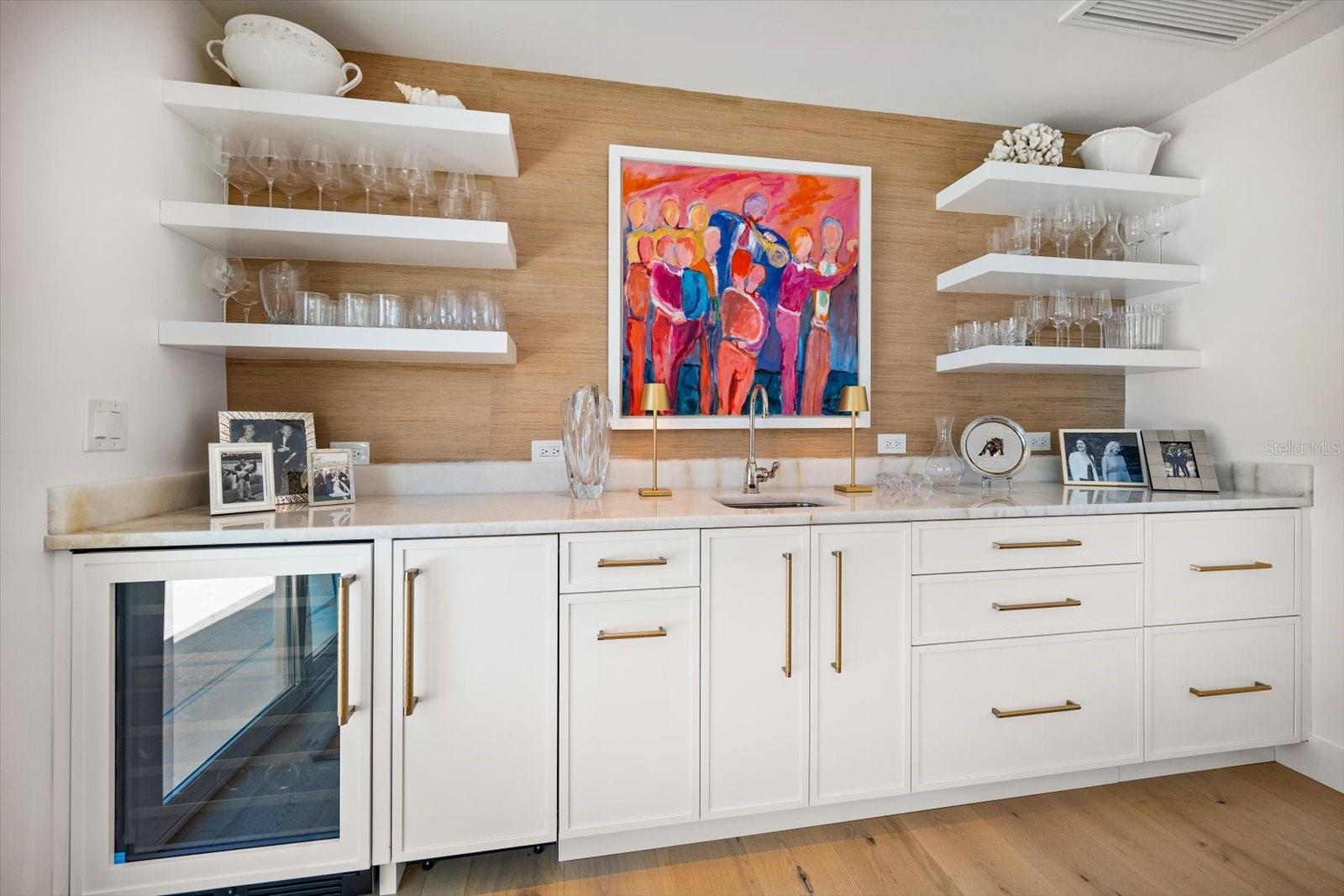 TB8445894 Property Photo