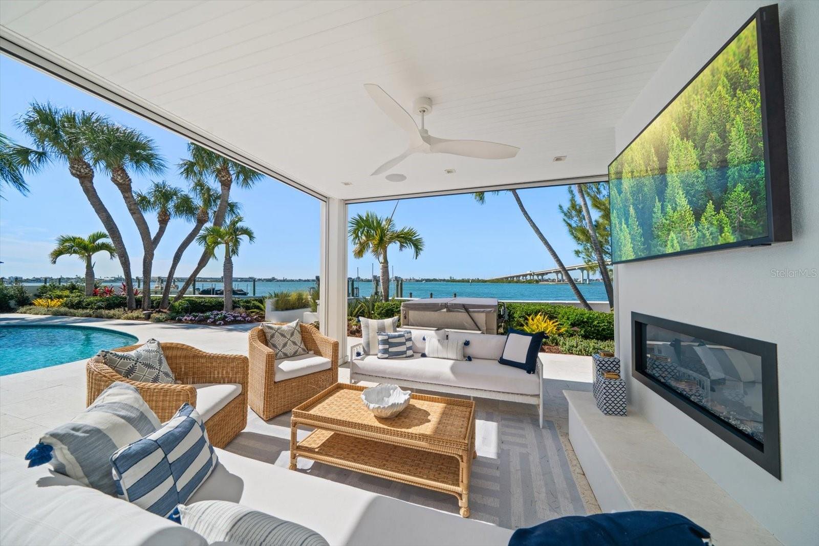 TB8445894 Property Photo