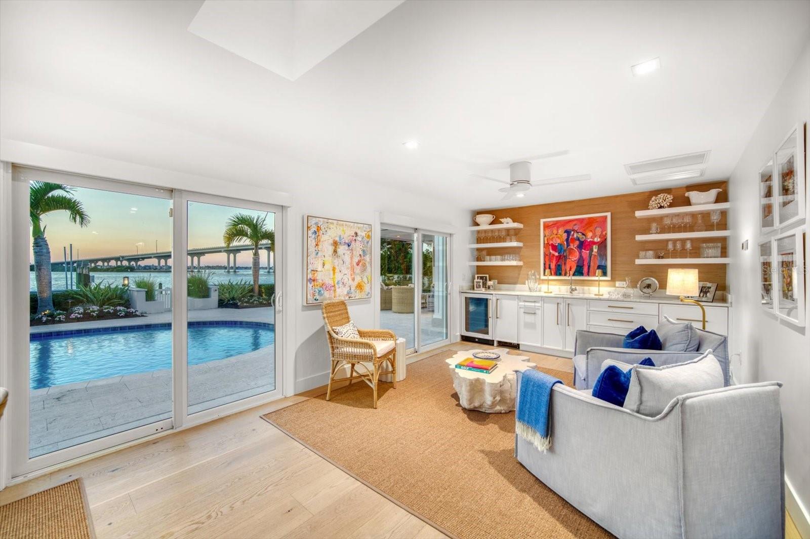 TB8445894 Property Photo