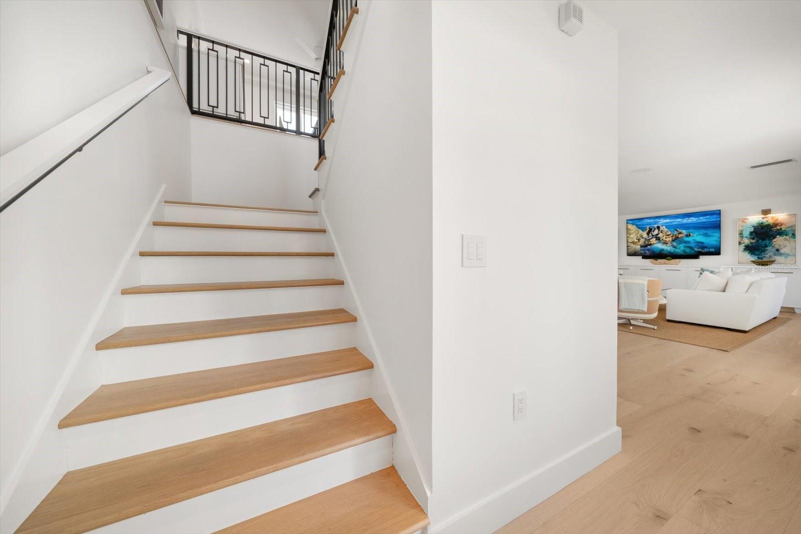 TB8445894 Property Photo