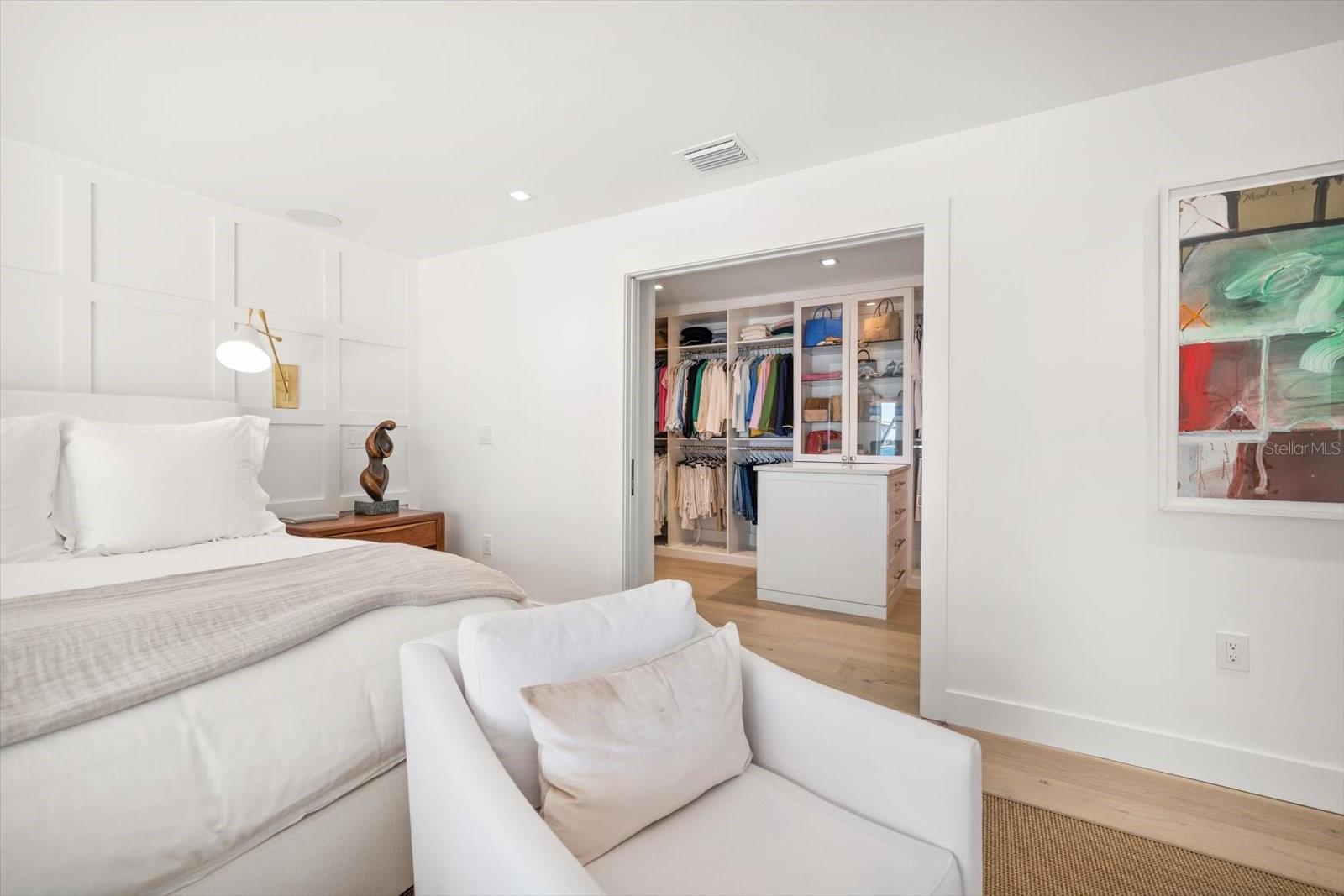 TB8445894 Property Photo