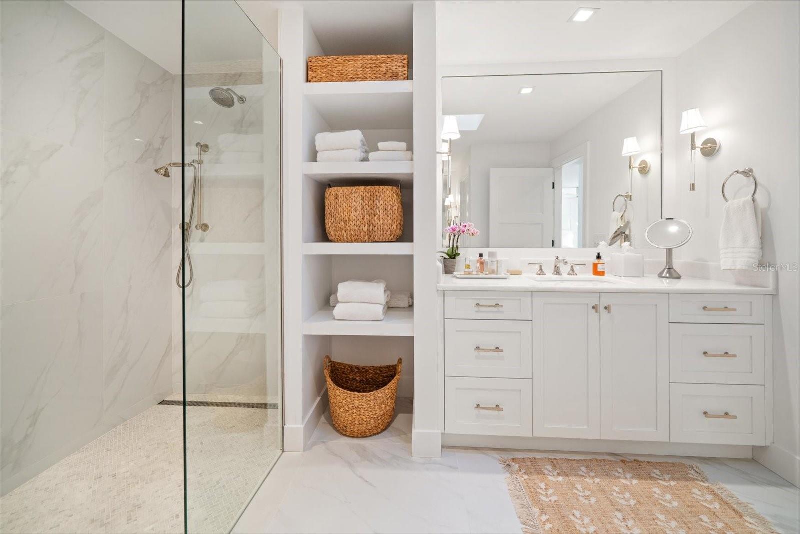 TB8445894 Property Photo