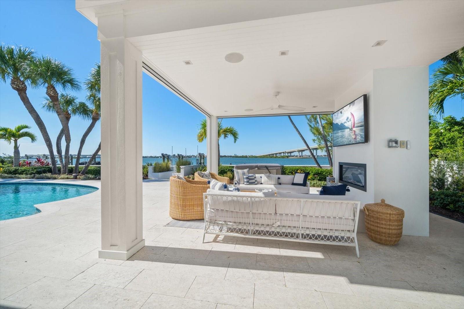 TB8445894 Property Photo