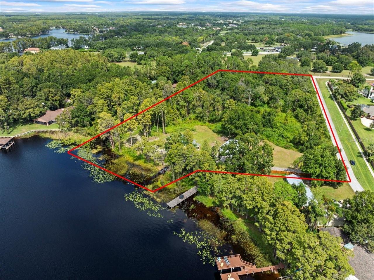 TB8445915 Property Photo