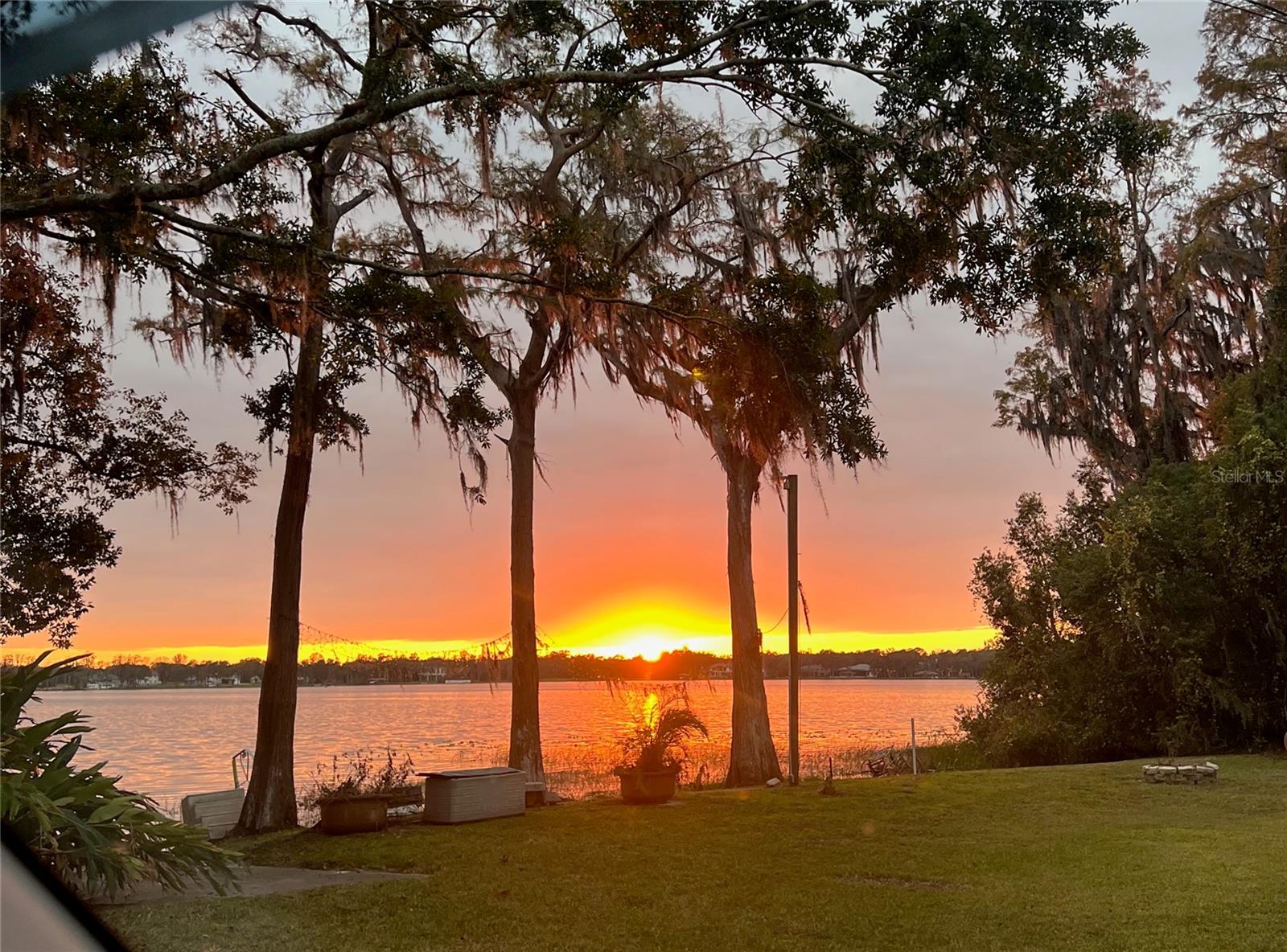 TB8445915 Property Photo