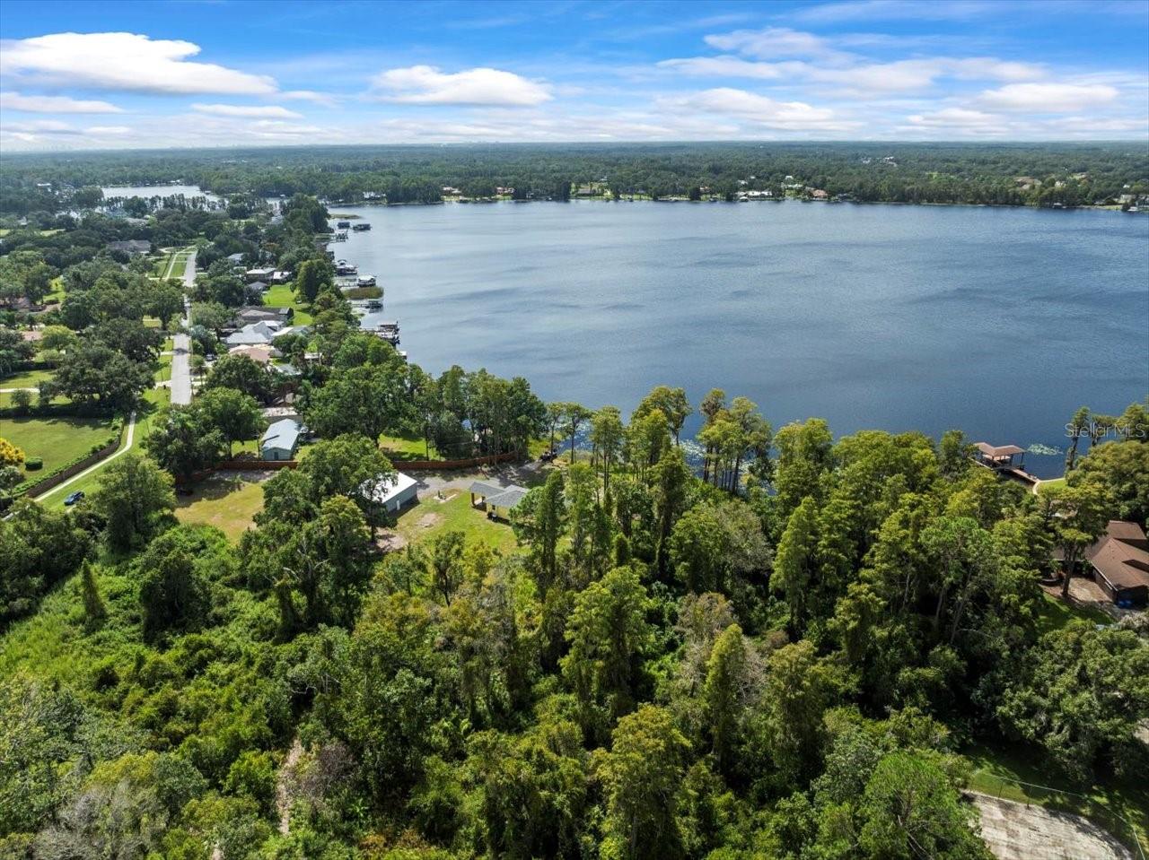 TB8445915 Property Photo