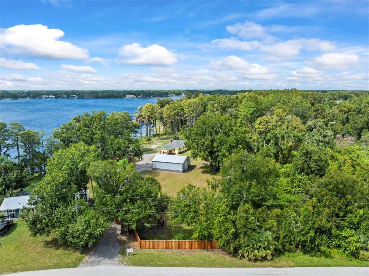 TB8445915 Property Photo