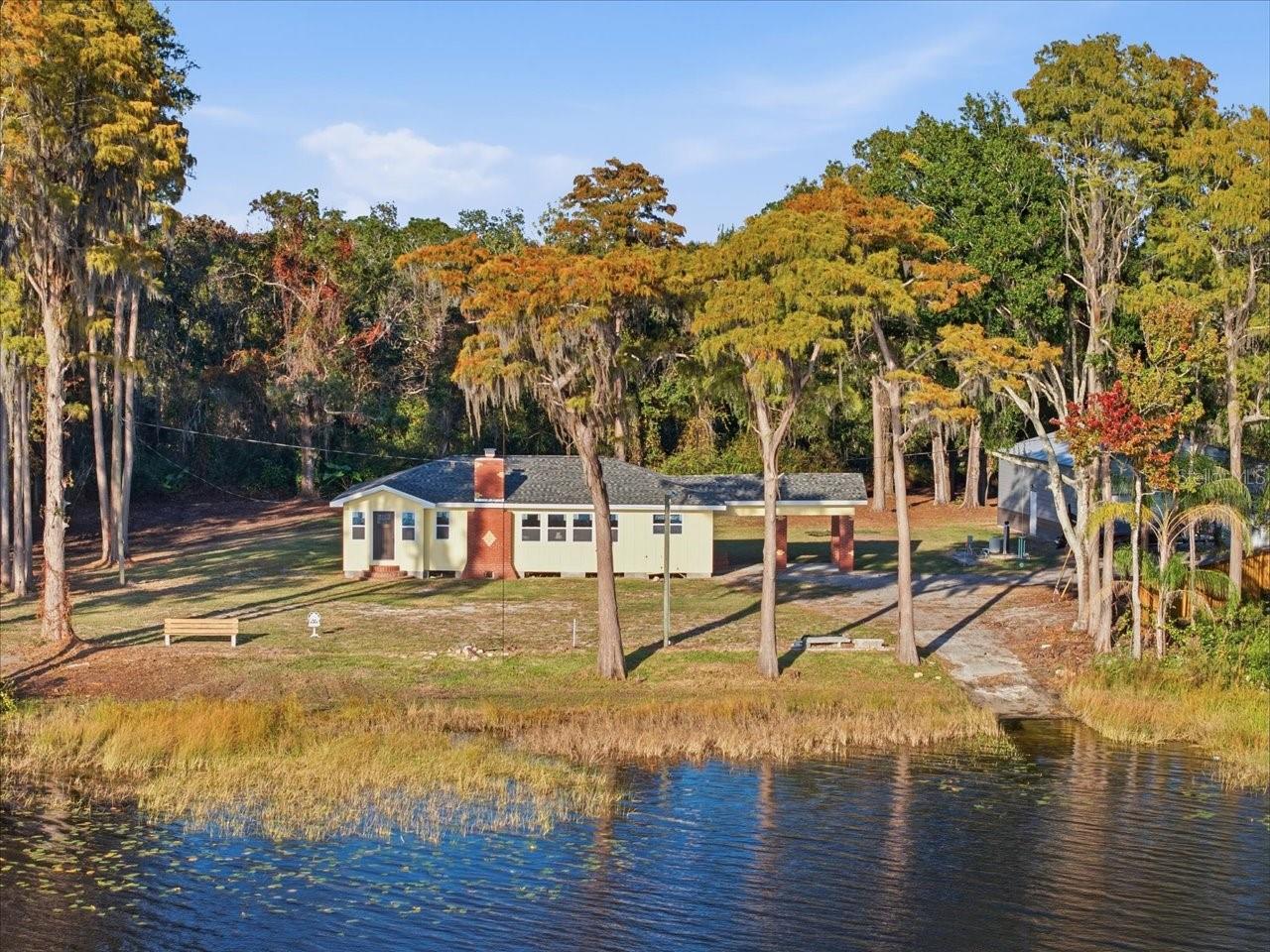 TB8445915 Property Photo