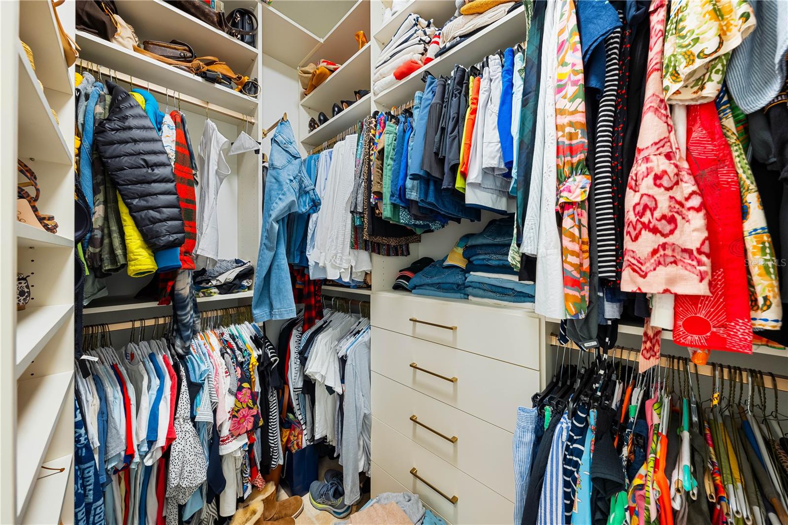 A4671298 Property Photo