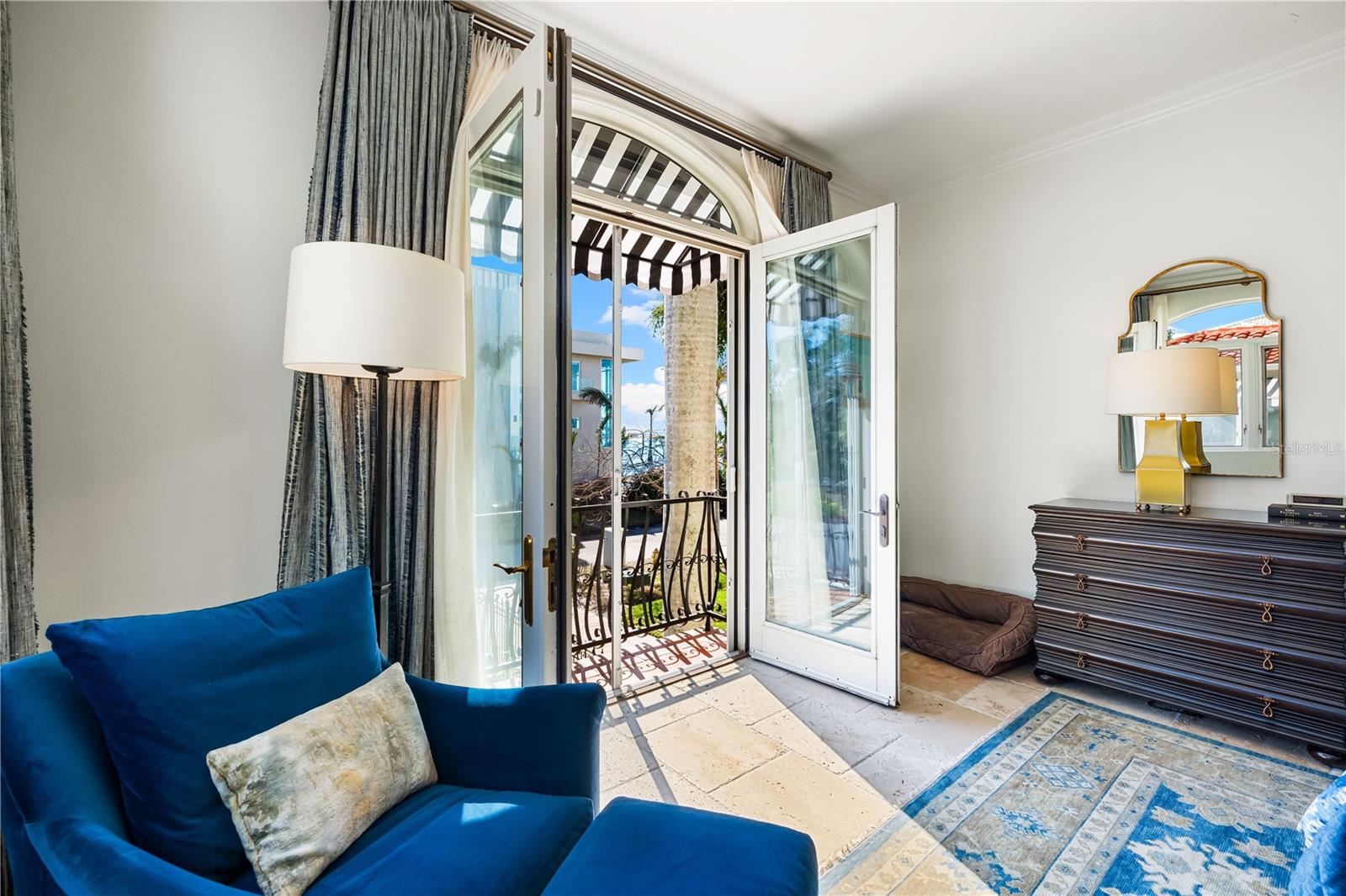 A4671298 Property Photo