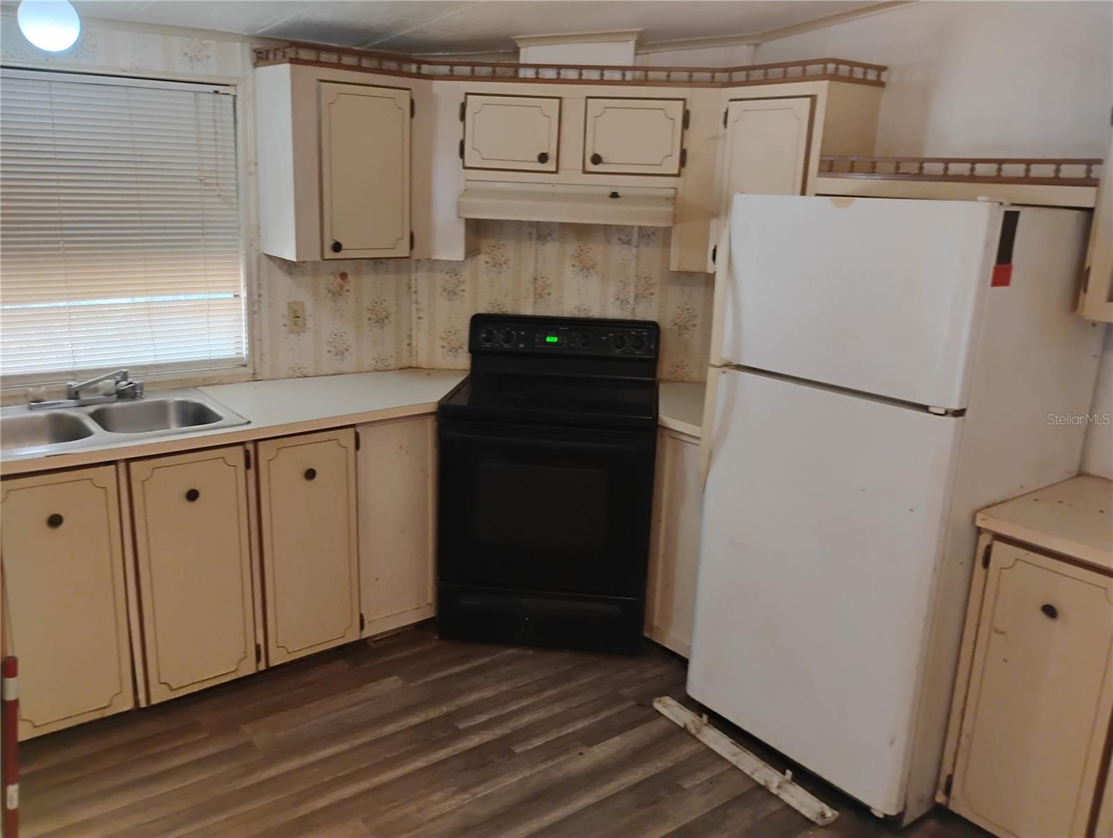 OM713100 Property Photo