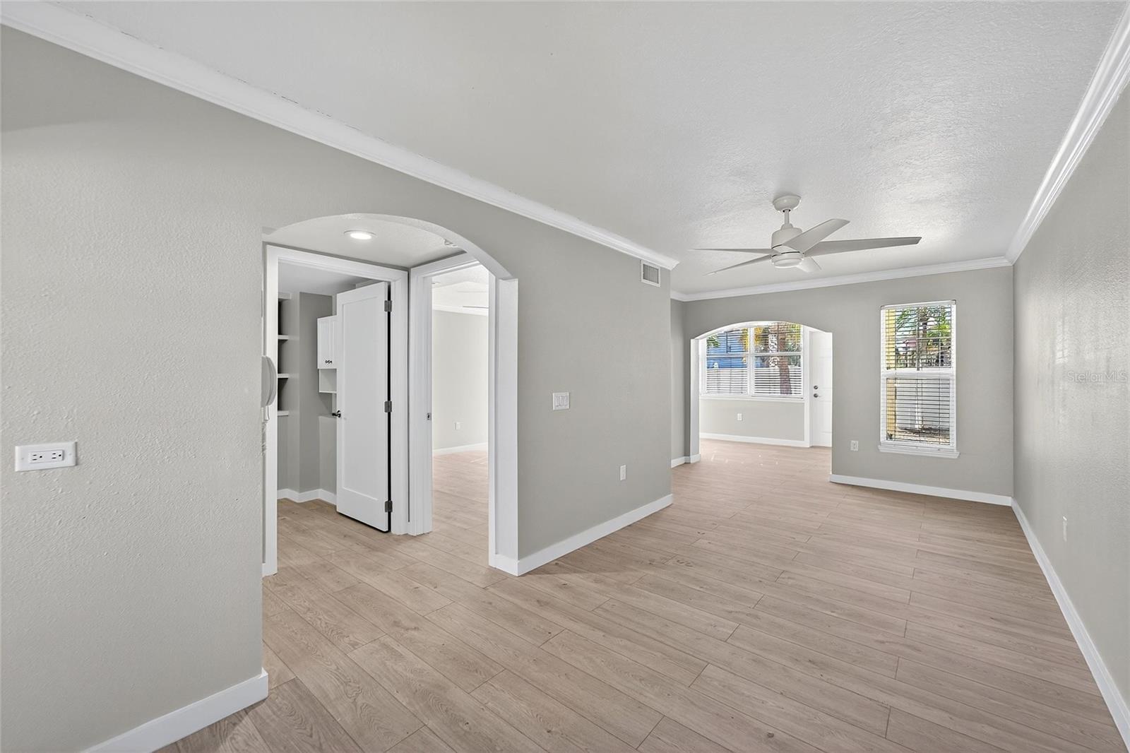 19714 GULF BLVD, INDIAN SHORES, FL, 33785