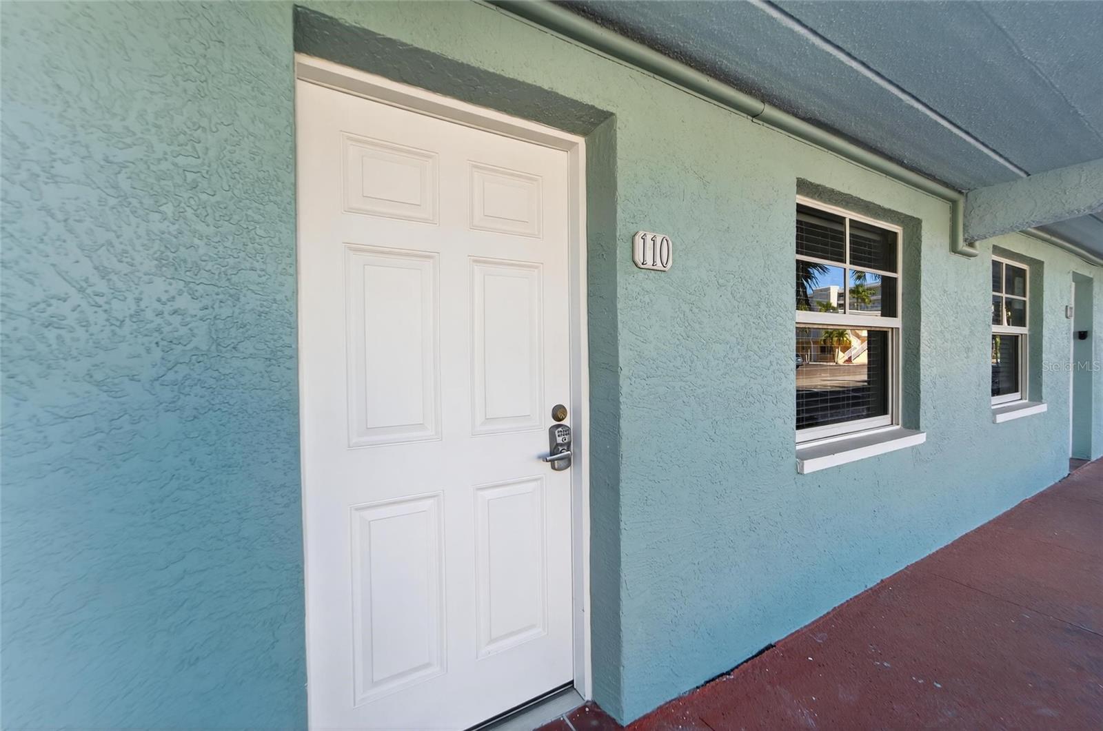 19714 GULF BLVD, INDIAN SHORES, FL, 33785