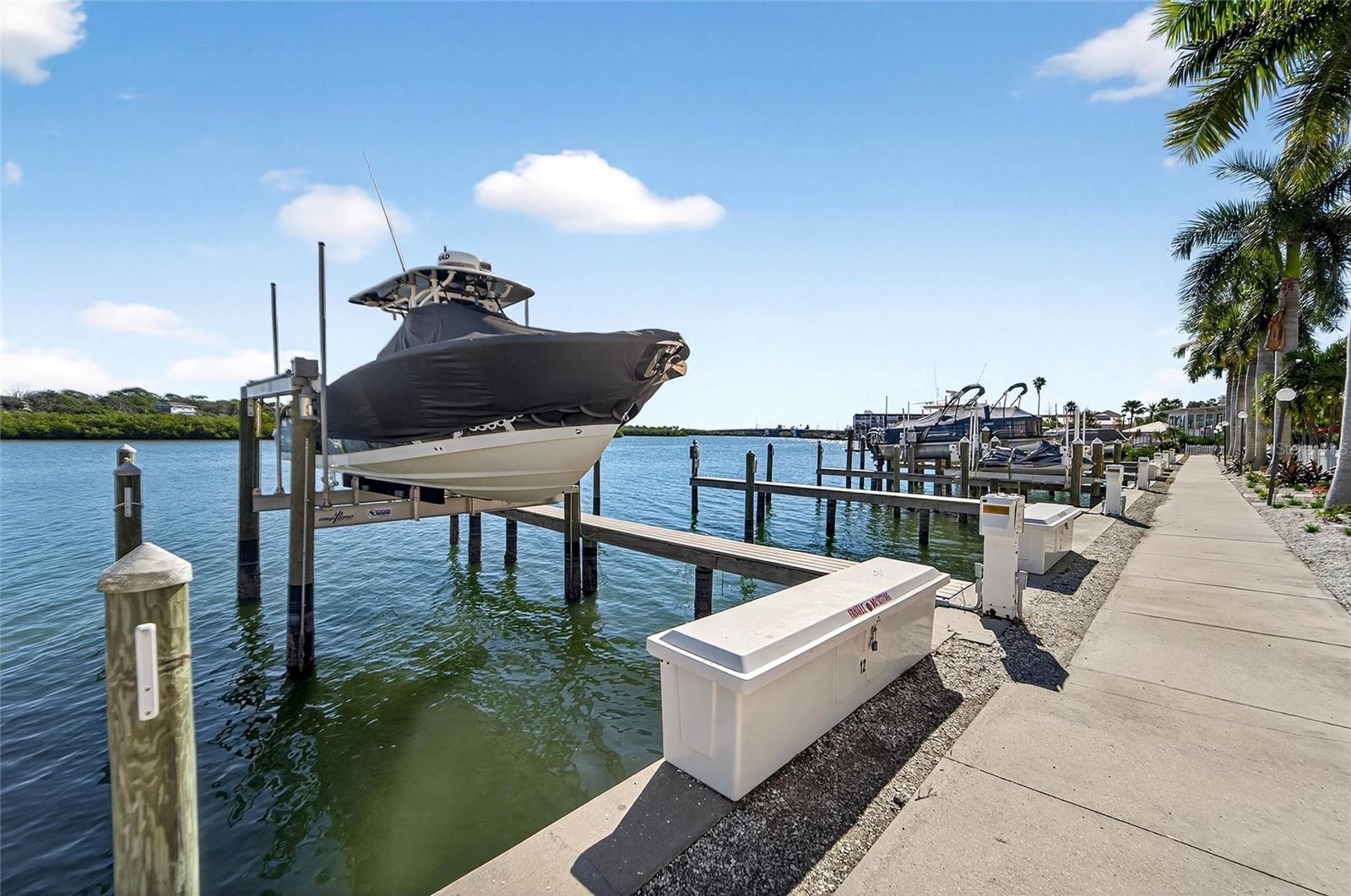 19714 GULF BLVD, INDIAN SHORES, FL, 33785