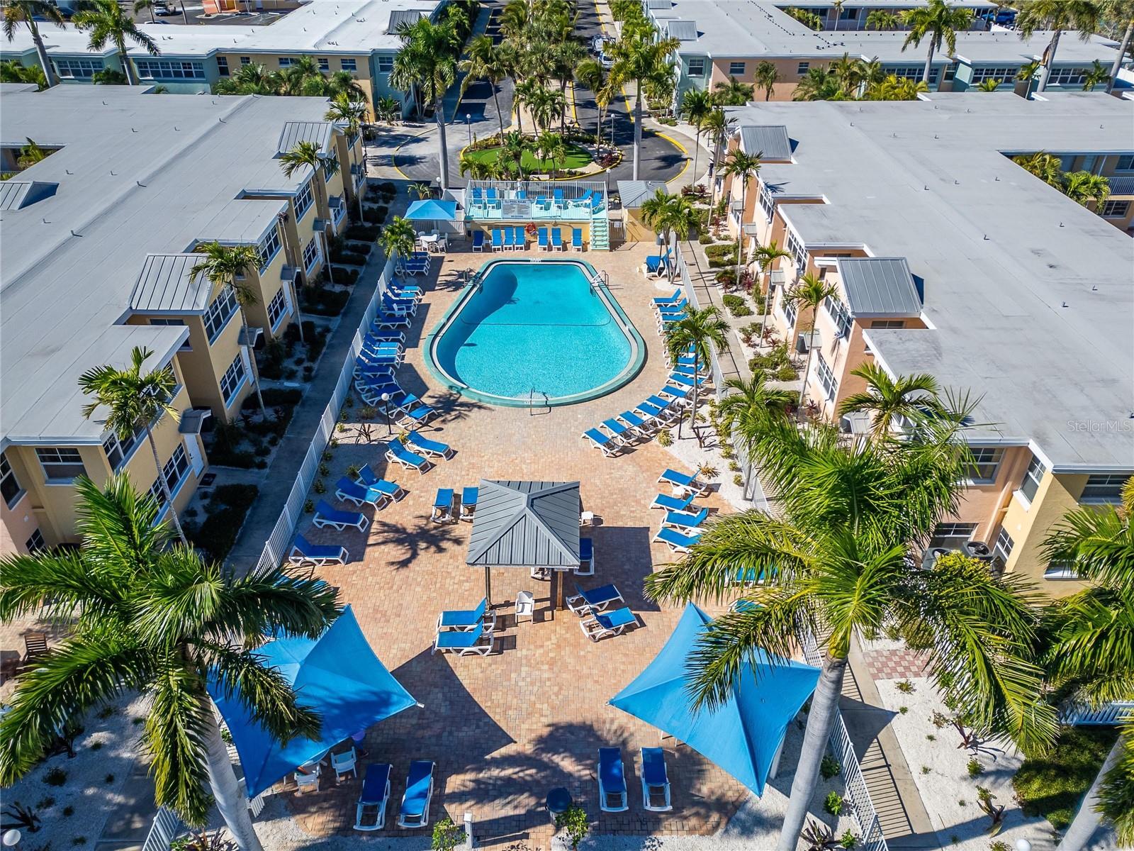 19714 GULF BLVD, INDIAN SHORES, FL, 33785