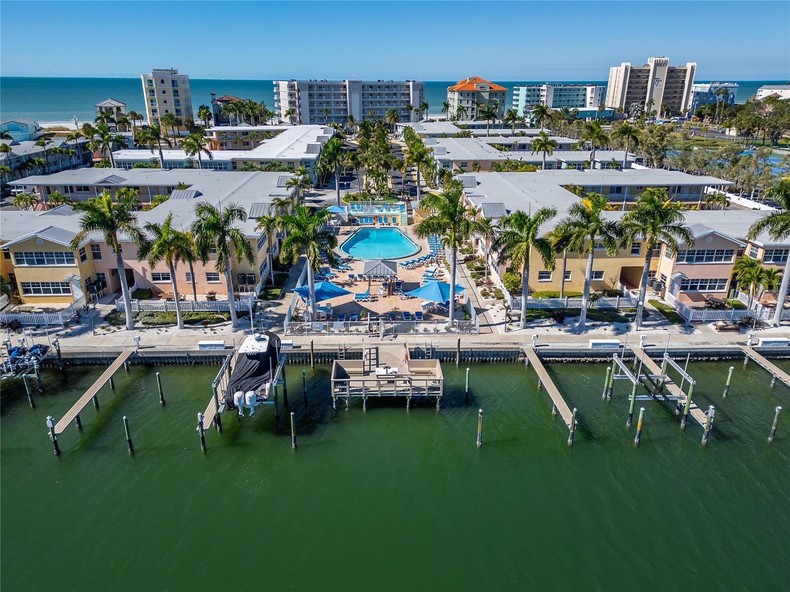 19714 GULF BLVD, INDIAN SHORES, FL, 33785