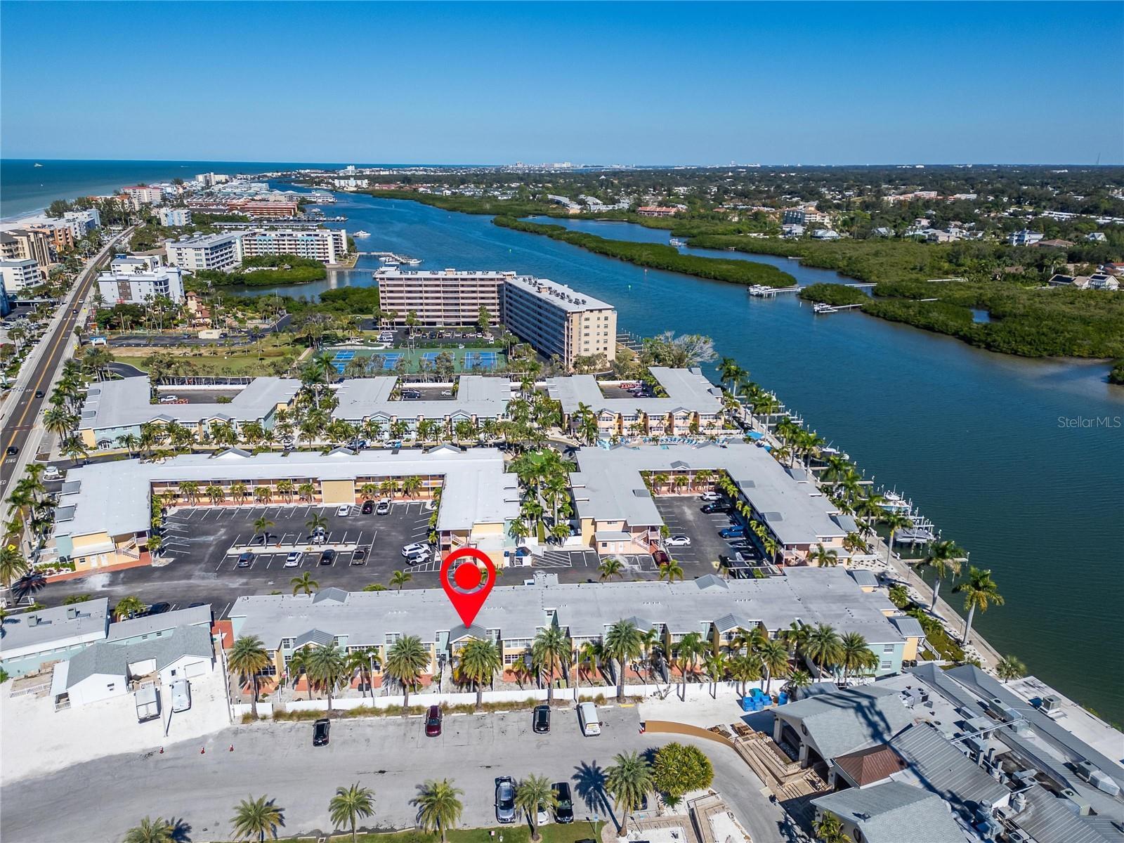 19714 GULF BLVD, INDIAN SHORES, FL, 33785