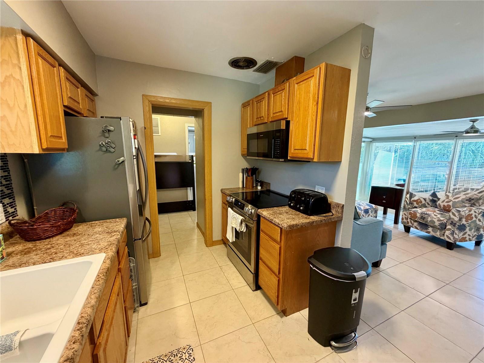 1108 LEE ST, LEESBURG, FL, 34748