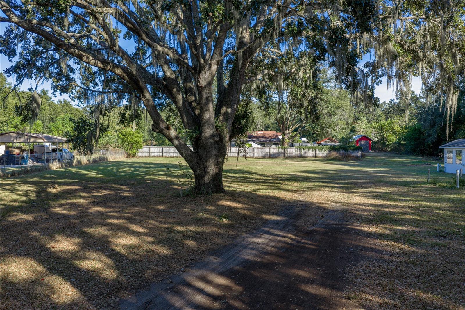 215 SKYWOOD DR, VALRICO, FL, 33594