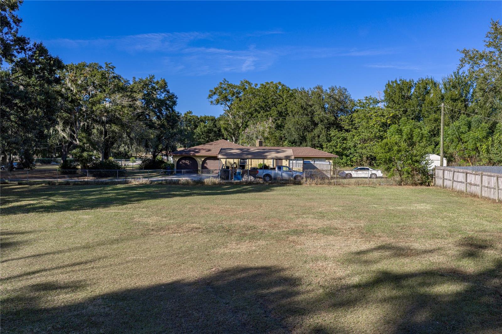 215 SKYWOOD DR, VALRICO, FL, 33594