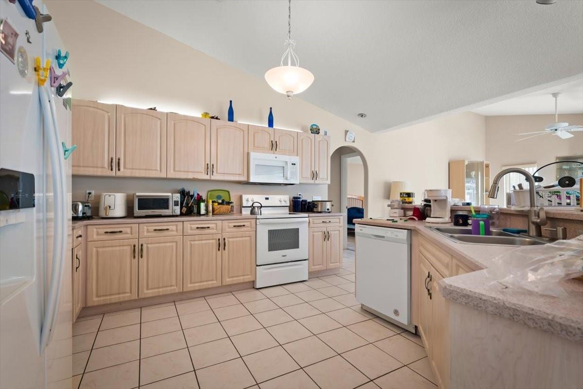 14 COLECHESTER LN, PALM COAST, FL, 32137