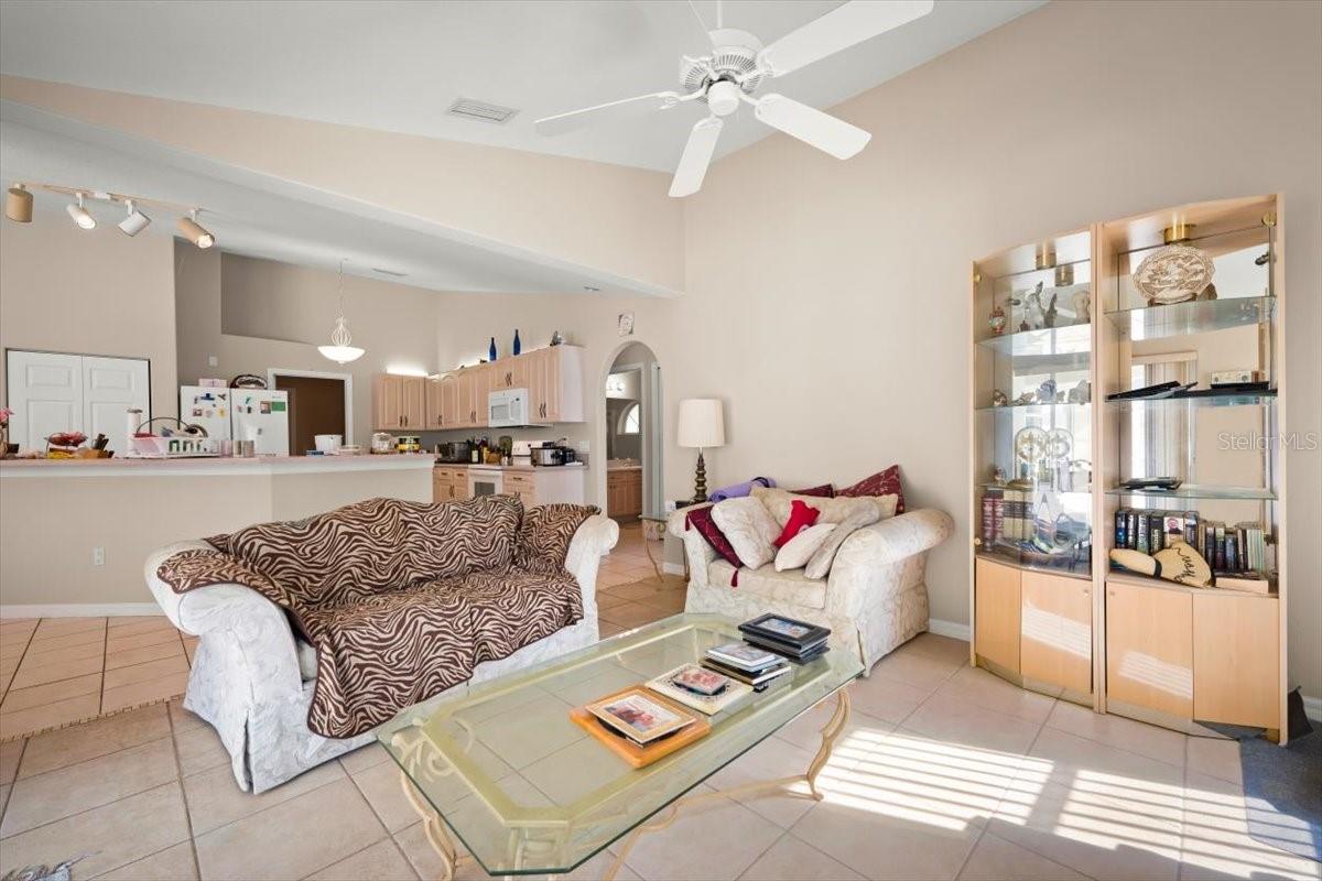 14 COLECHESTER LN, PALM COAST, FL, 32137